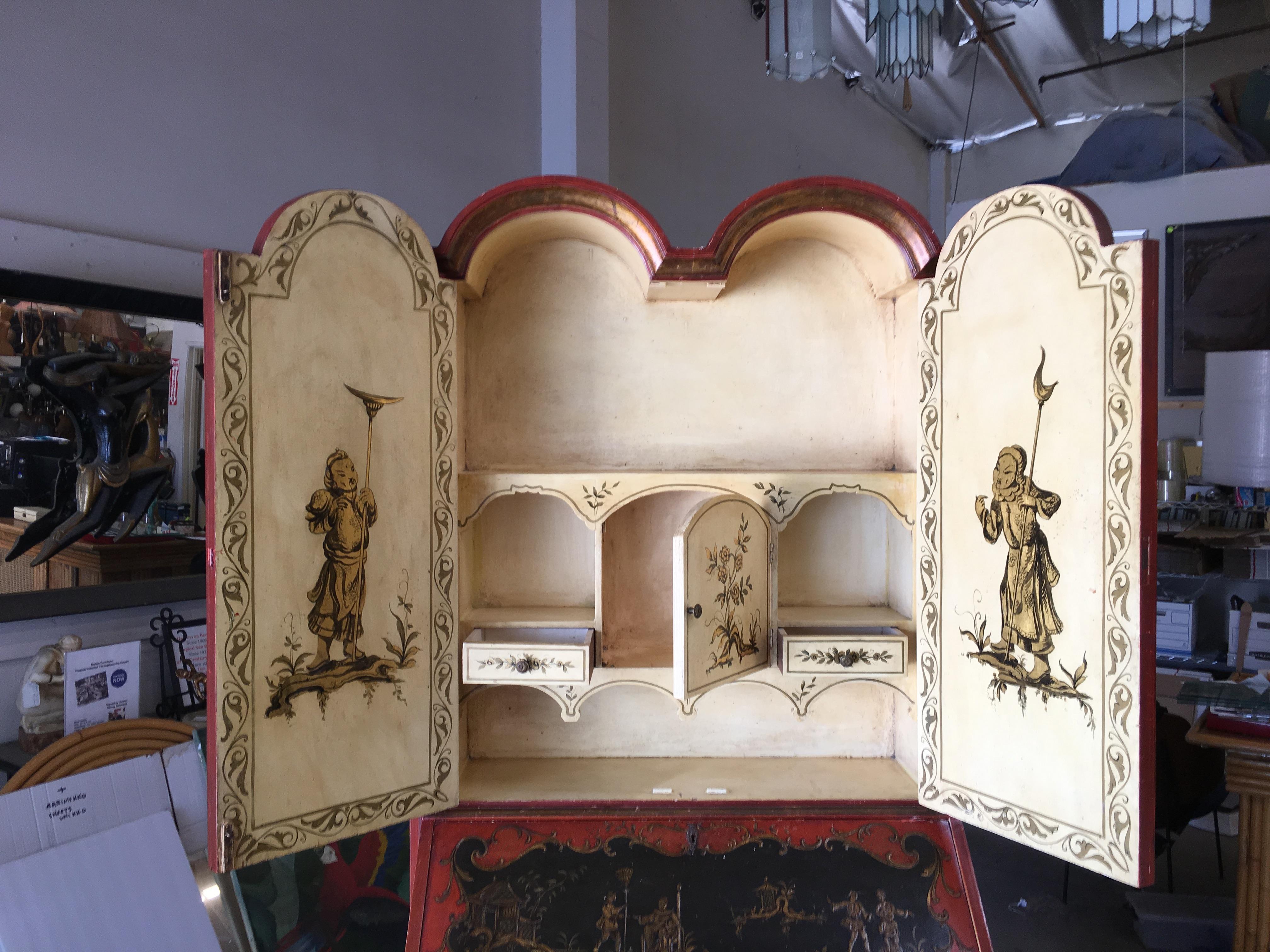 Bois Secrétaire avec bibliothèque Hollywood Regency à motif chinois en vente