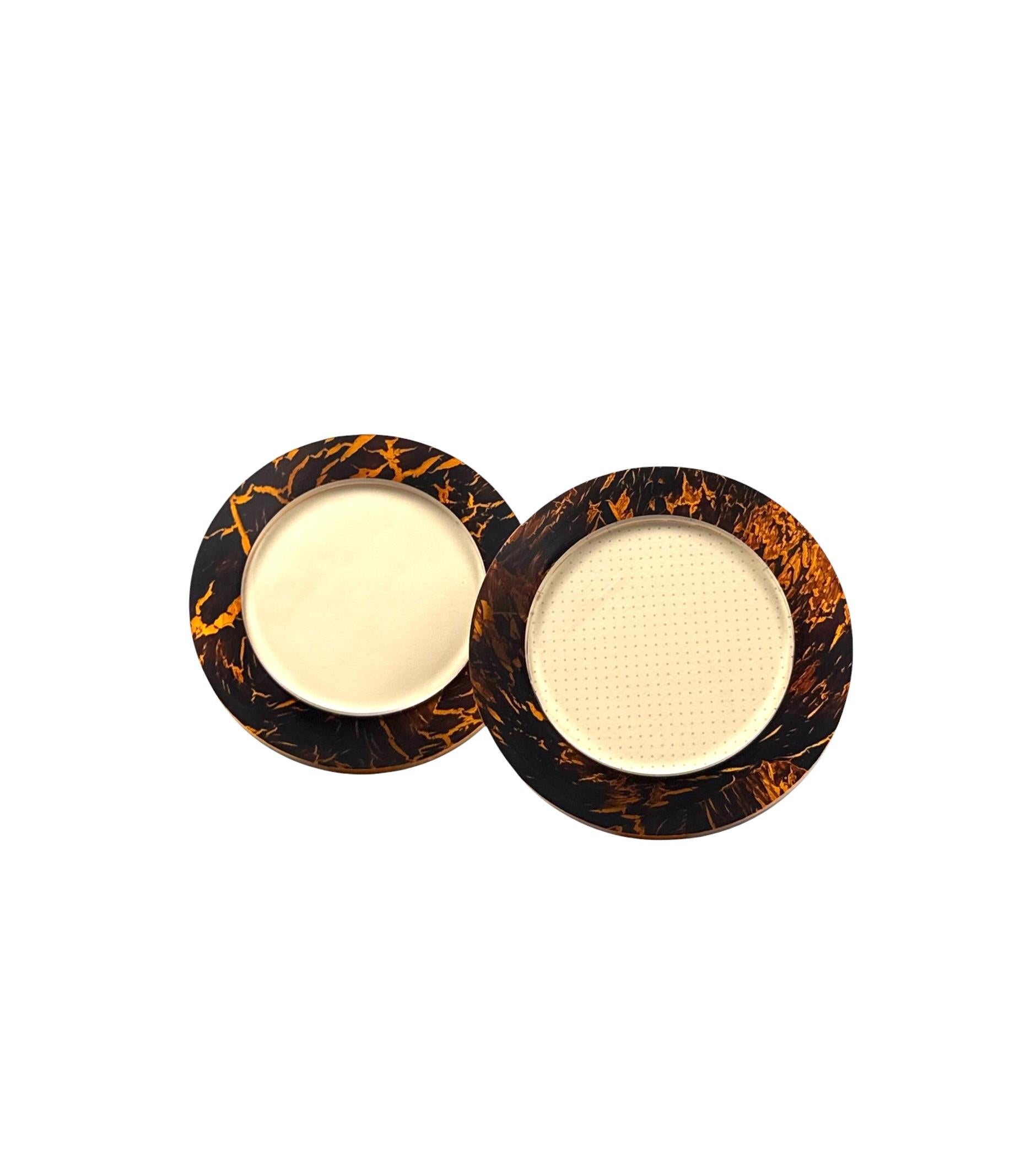 Hollywood regency set of 2 lucite photo frames, Italy 1970s For Sale 4