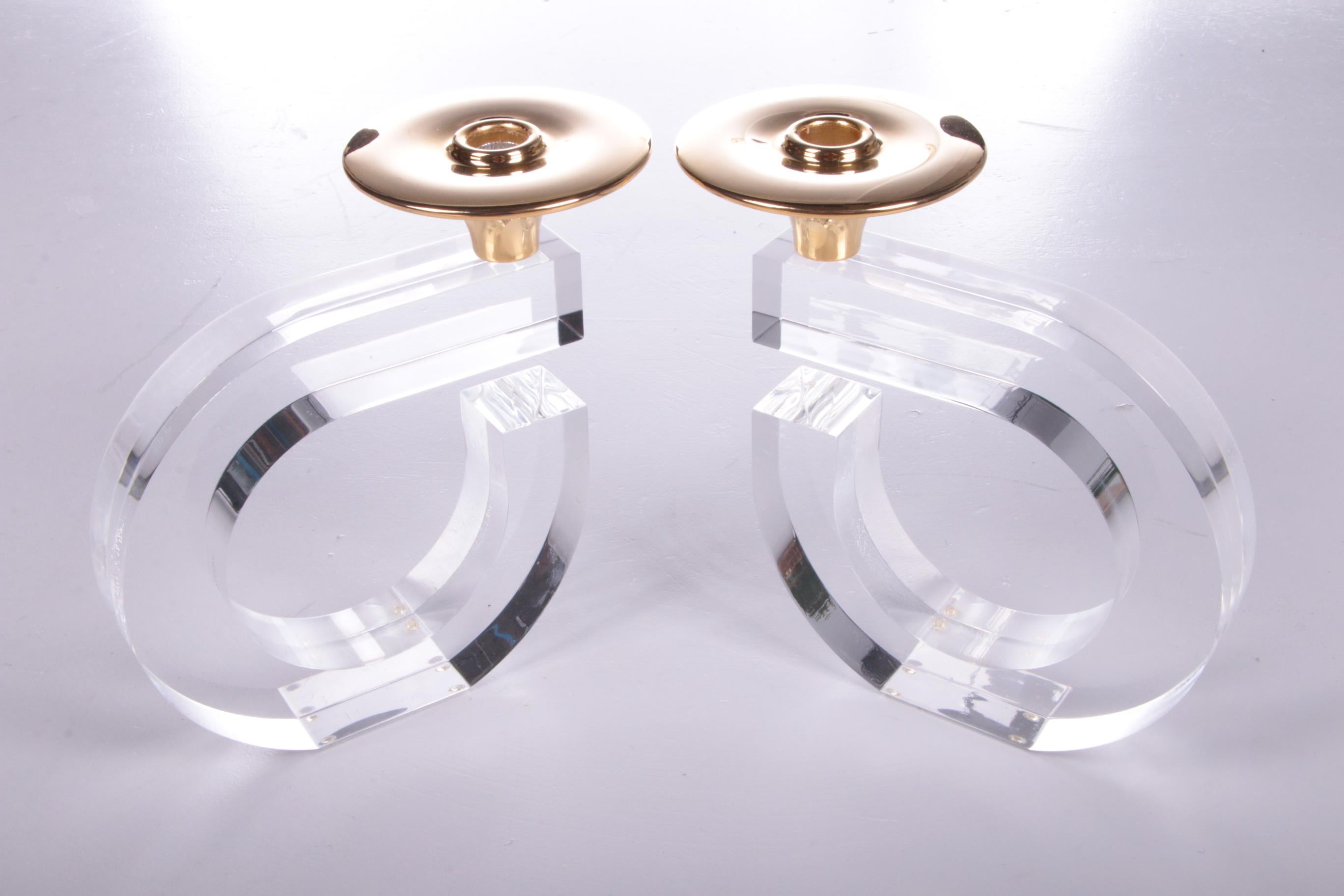 Ottone Set di candelieri in plexiglas Hollywood Regency, 1970 in vendita