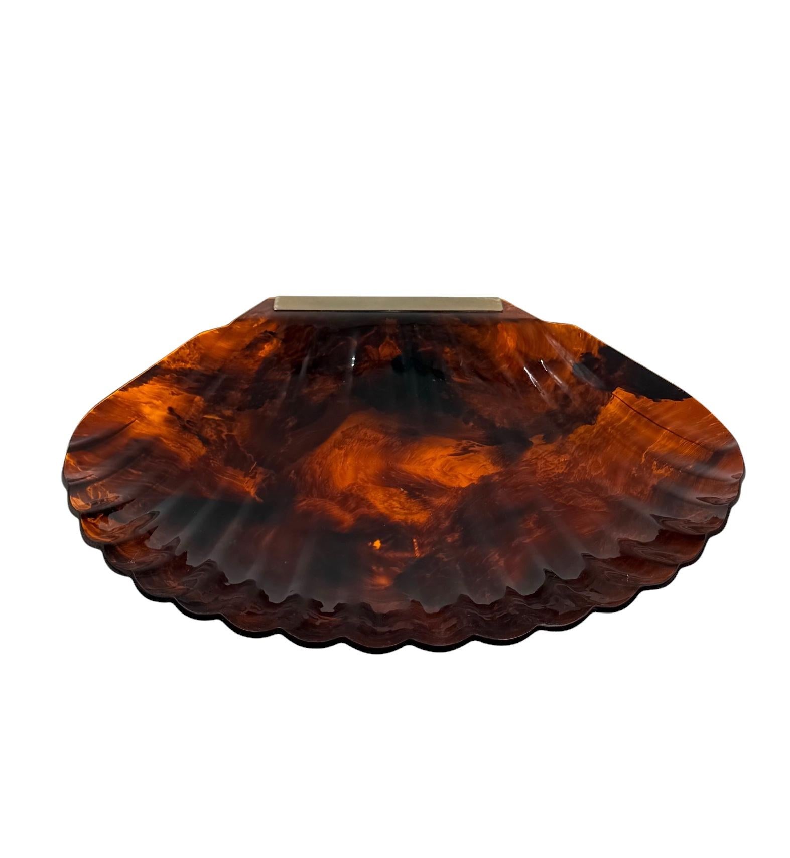 Hollywood regency shell shaped centerpiece, Italy 1970s in vendita 3