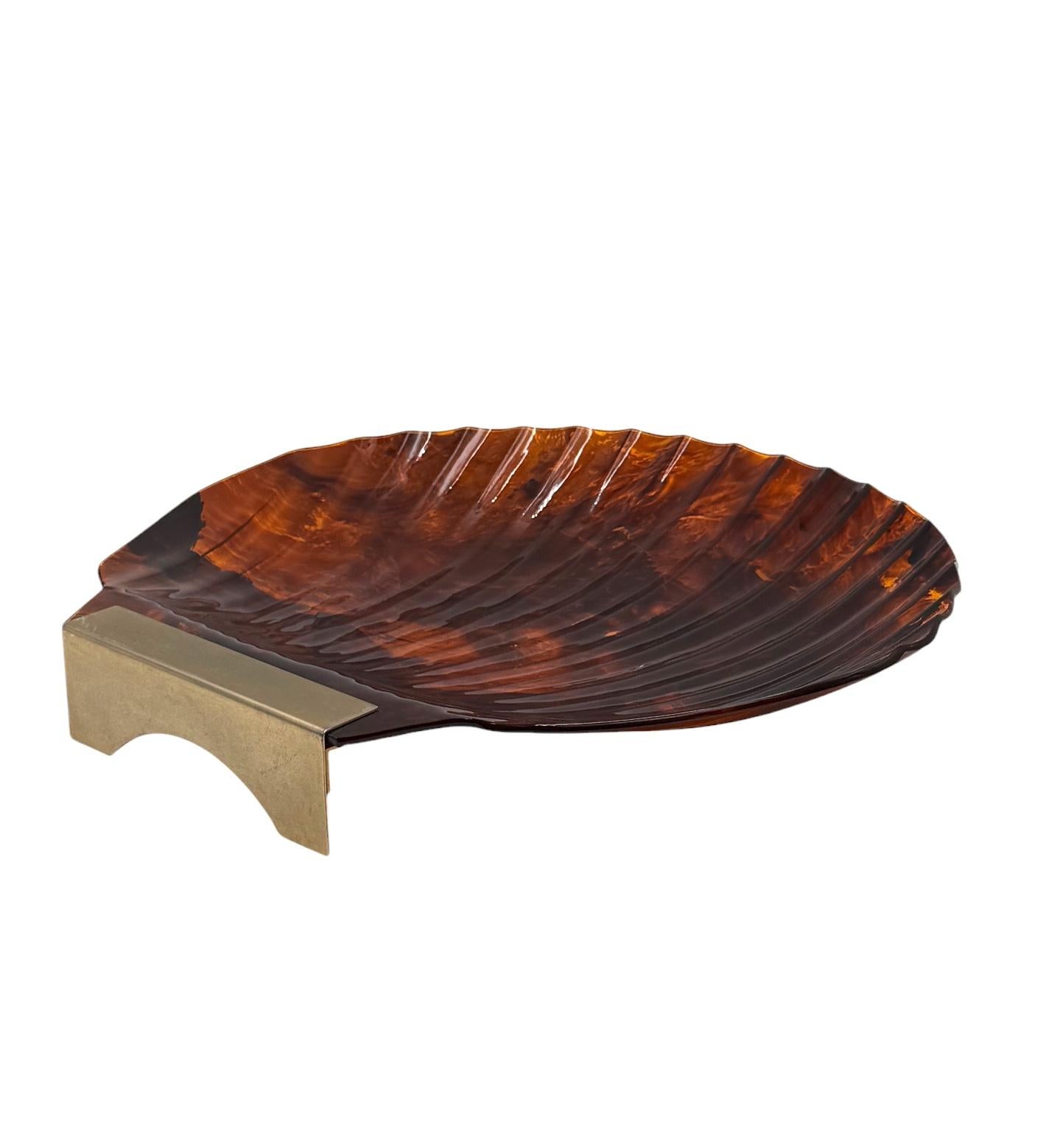 Hollywood regency shell shaped centerpiece, Italy 1970s in vendita 9