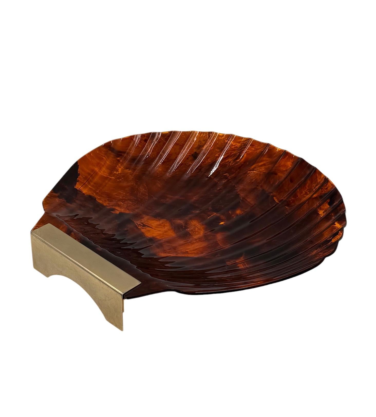 Hollywood regency shell shaped centerpiece, Italy 1970s in vendita 10
