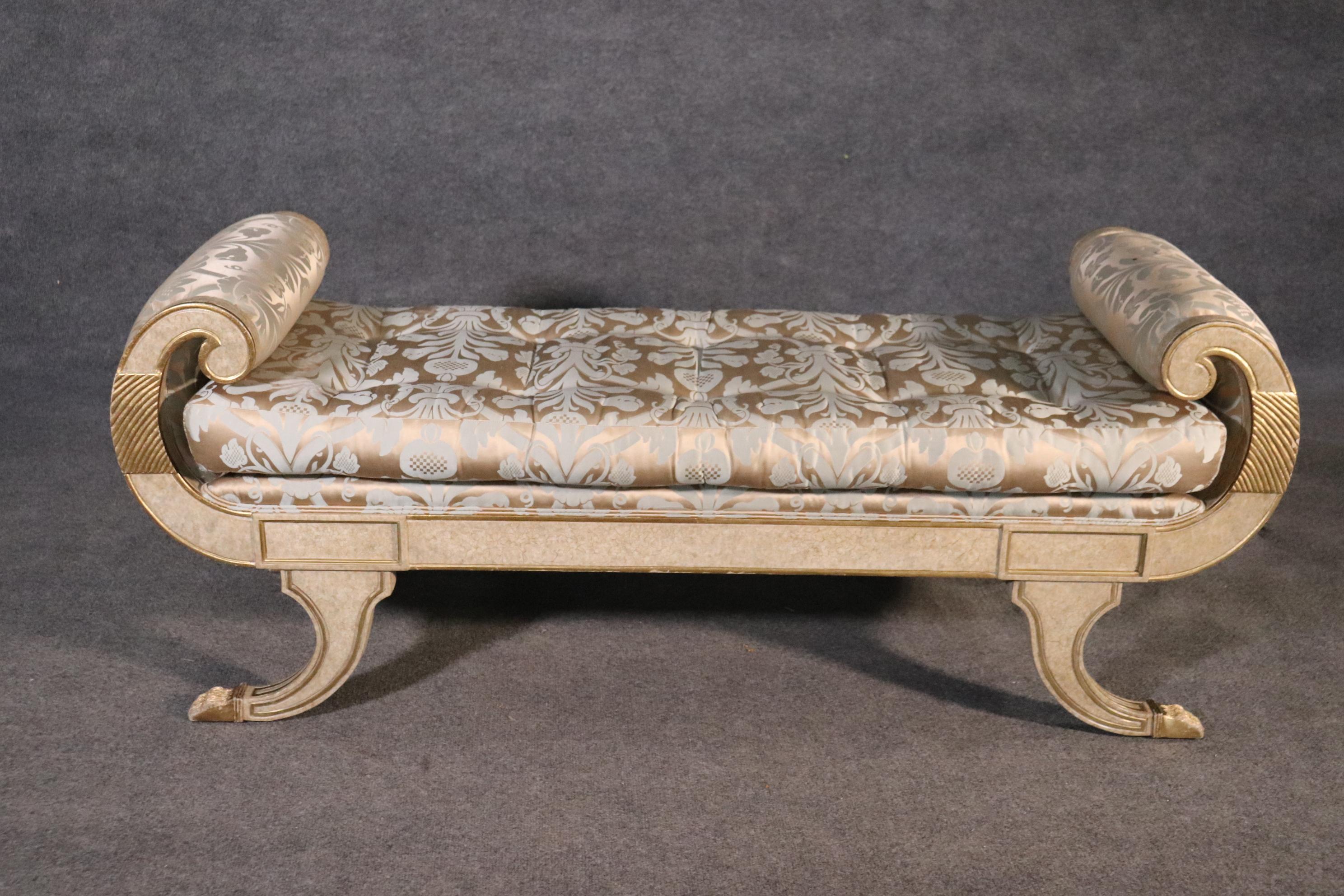 Hollywood Regency Silver Leafed Carved Gondola Form Bench Chaise, C1990 In Good Condition In Swedesboro, NJ