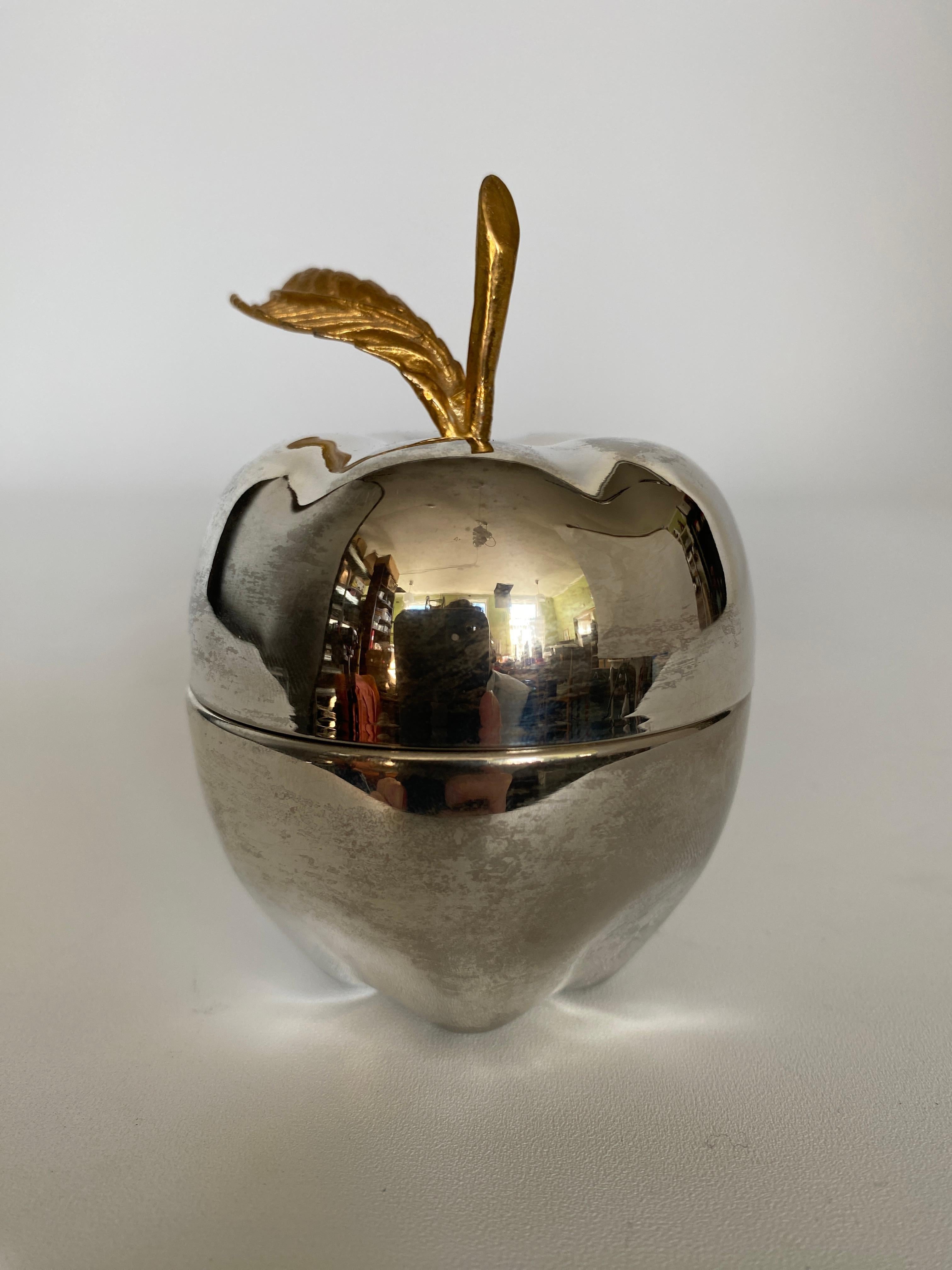 Hollywood Regency Silver Plated and Brass Apple Trinket Box For Sale 9