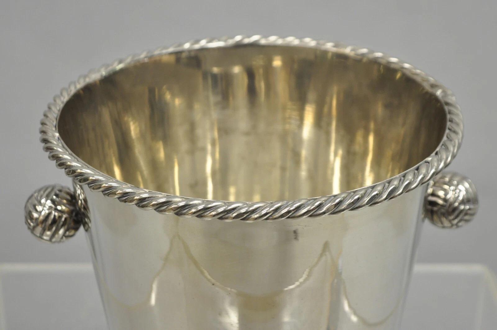 Hollywood Regency Cubitera enfriadora de champán chapada en plata con asas de nudo Regencia de Hollywood en venta