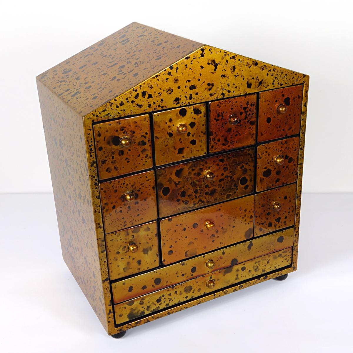 Dutch Hollywood Regency Small Chest of Drawers Made of Gold Lacquered Wood For Sale