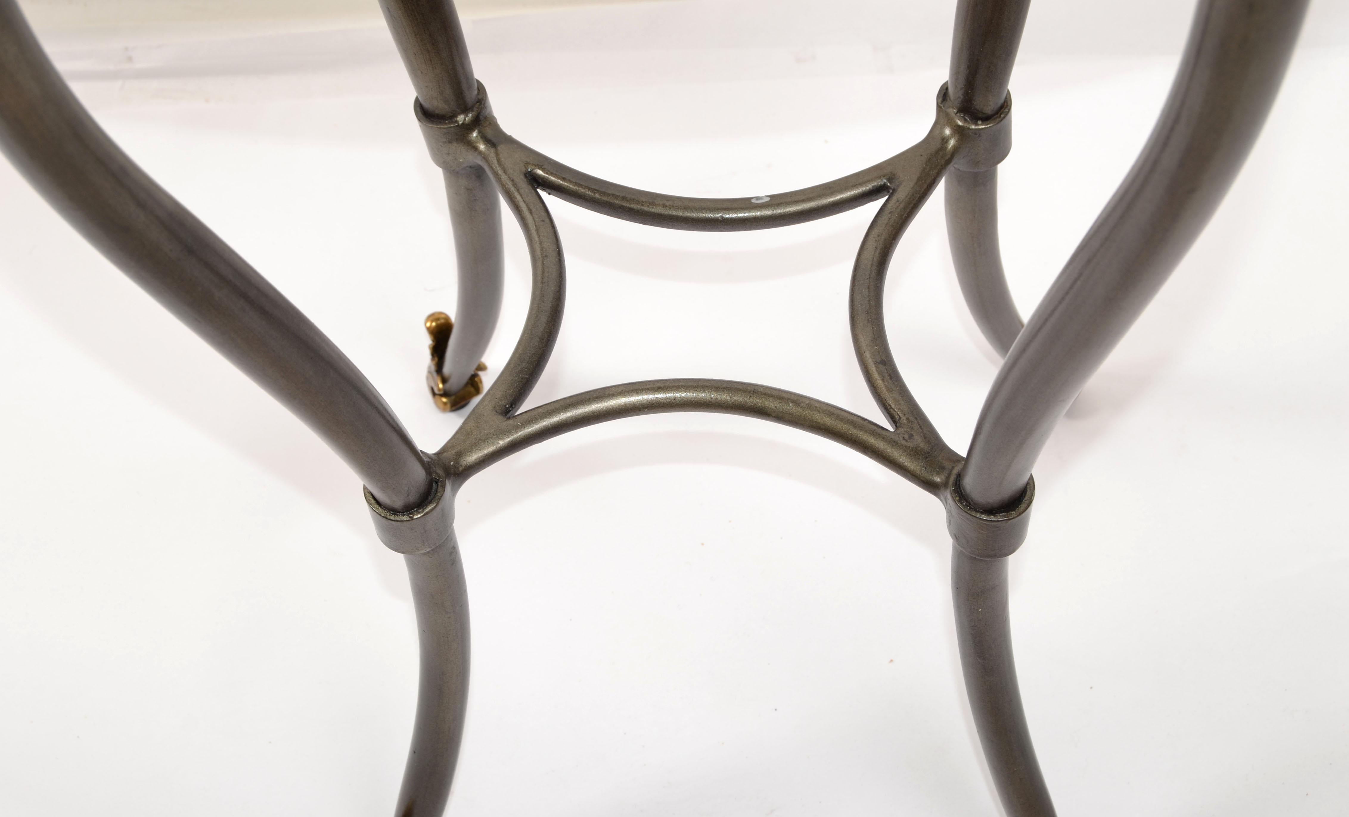 Table d'appoint ovale style Hollywood Regency Faux Tessellés Horn Brass Decor en vente 3