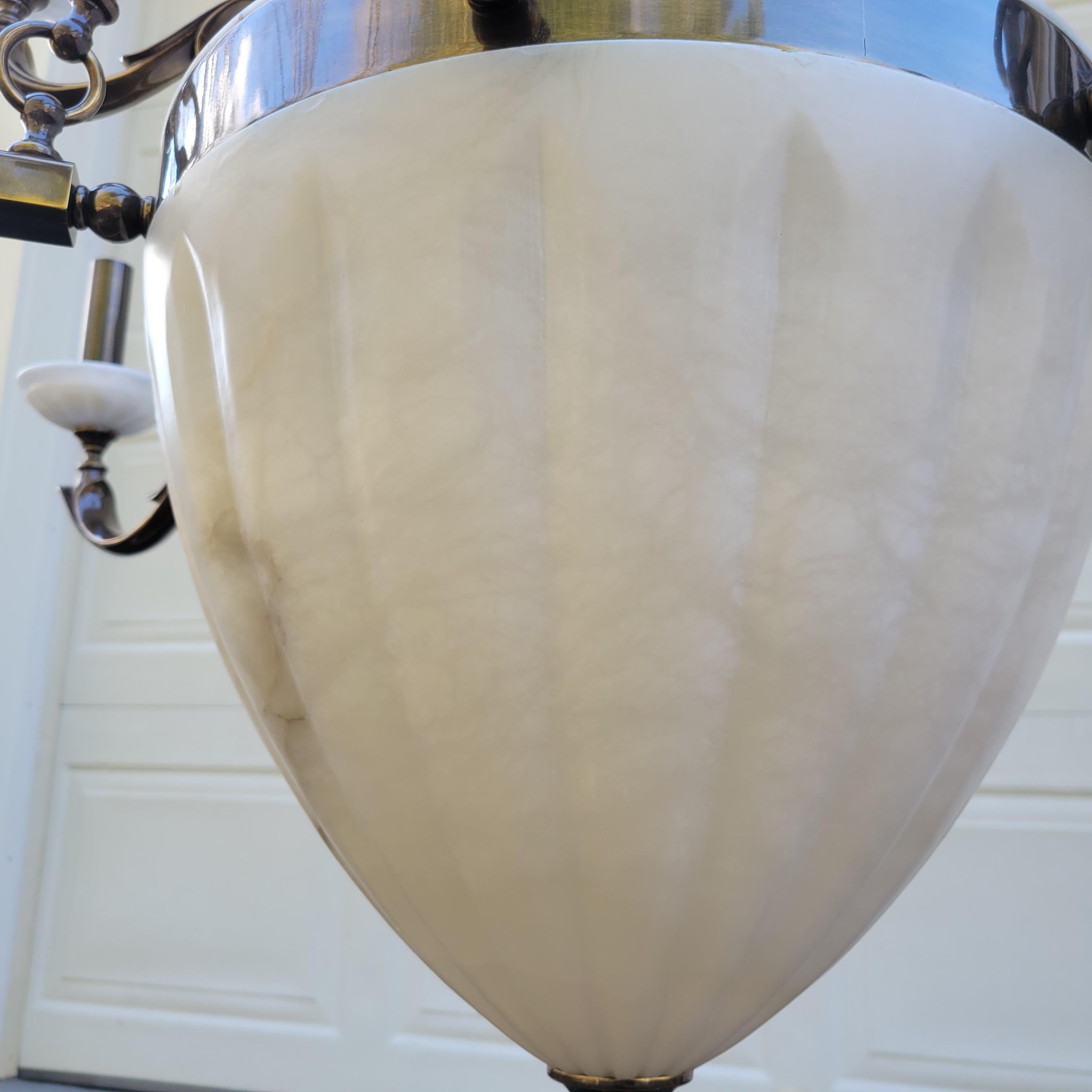 Hollywood Regency Style Alabaster 12 Light Chandelier In Good Condition For Sale In New York, NY