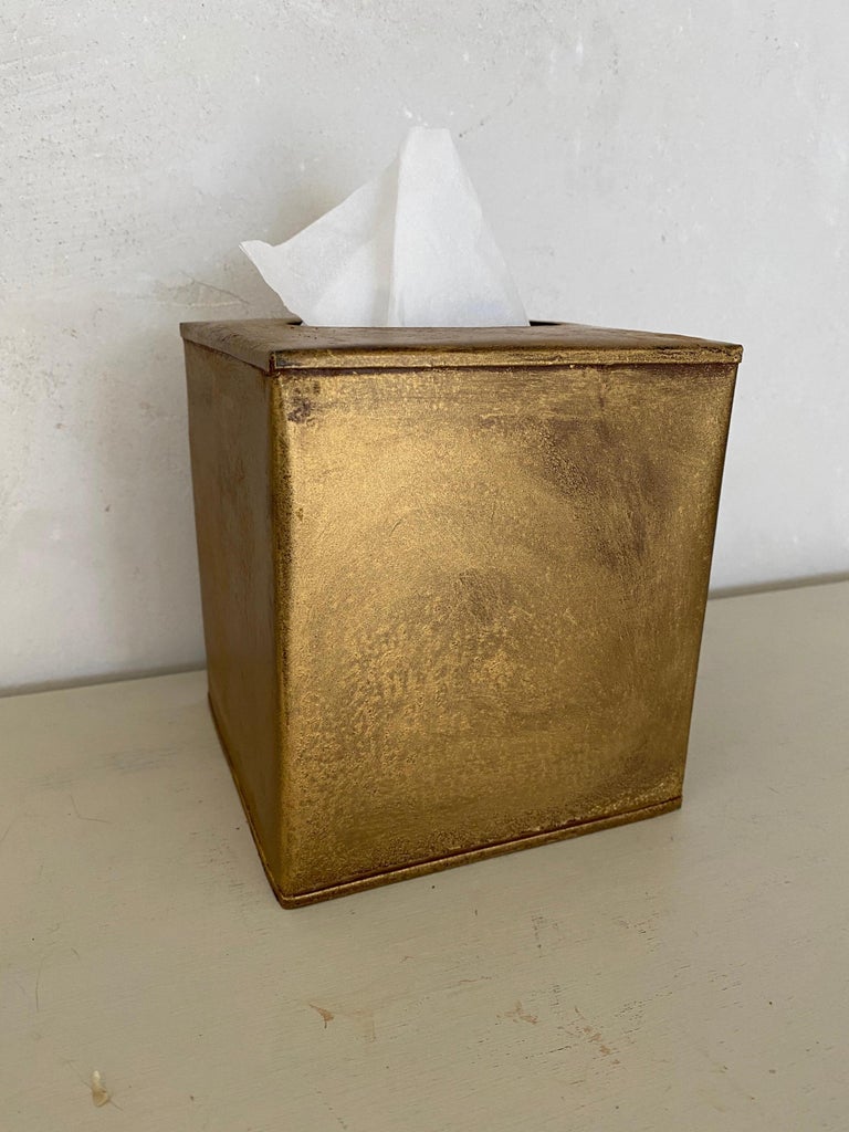 Contemporary Hollywood Regency Style Antiqued Gold Tissue Box For Sale