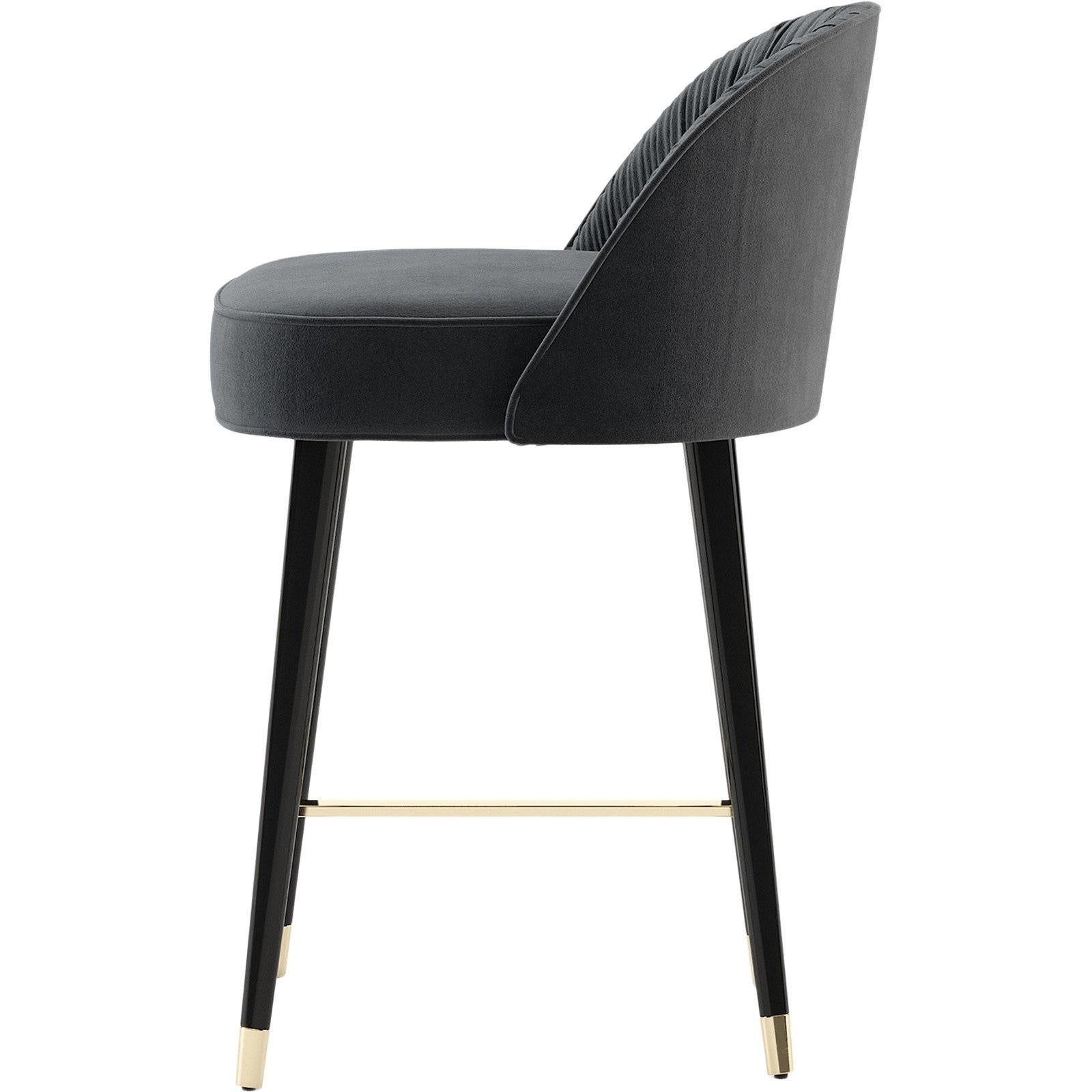 XXIe siècle et contemporain Hollywood Regency Style Barstools In Hand-Pleated Rose Velvet en vente