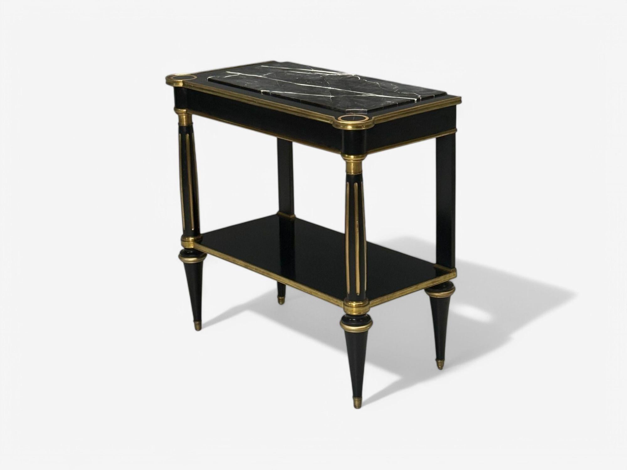 Hollywood Regency Style, Black Lacquer, Marble, Console Table, USA, 1960s In Good Condition For Sale In Manhasset, NY