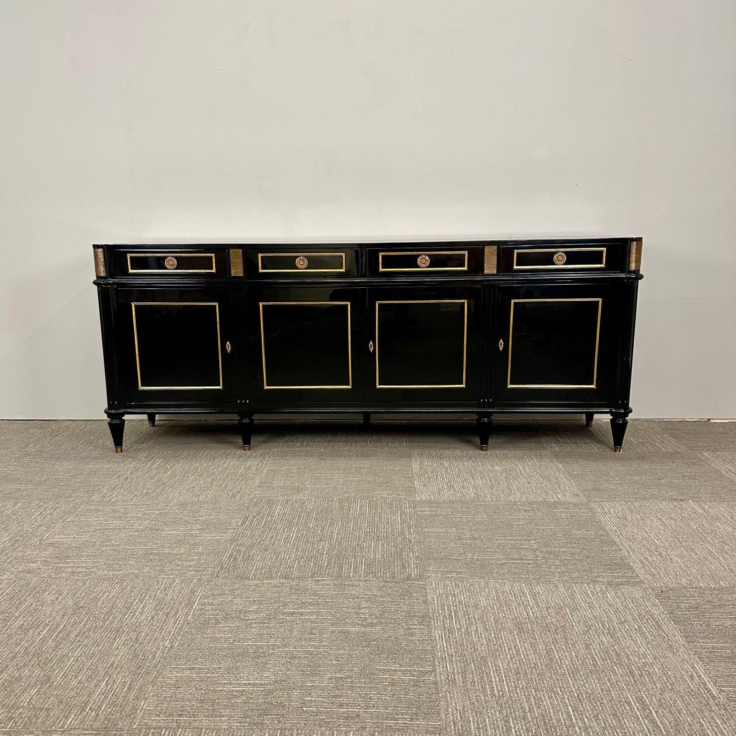 Hollywood Regency Style Black Lacquer Sideboard, Credenza , Maison Jansen Style In Good Condition For Sale In Stamford, CT