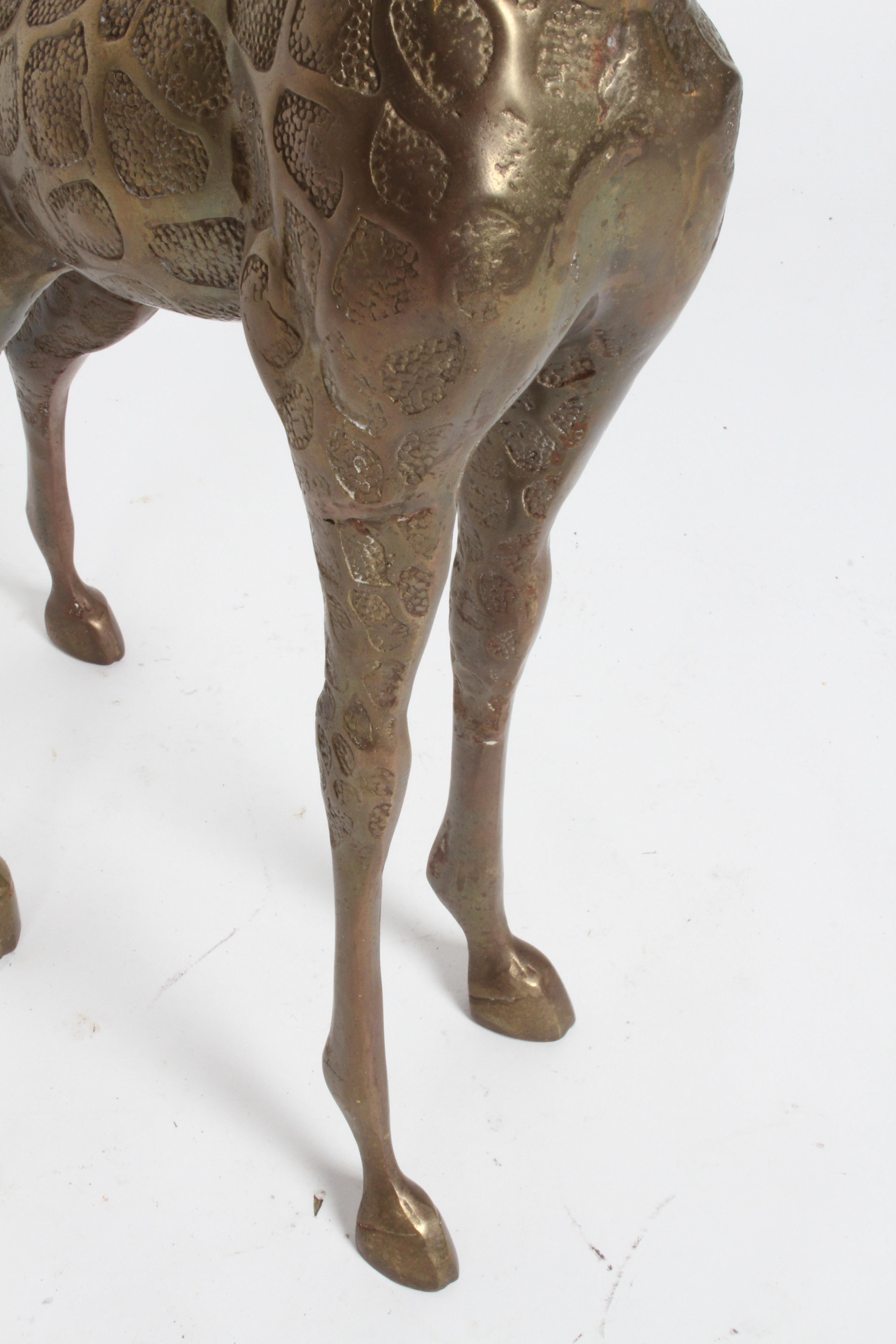 Hollywood Regency Style Brass Giraffe Floor Statue or Sculpture, circa 1970s For Sale 4