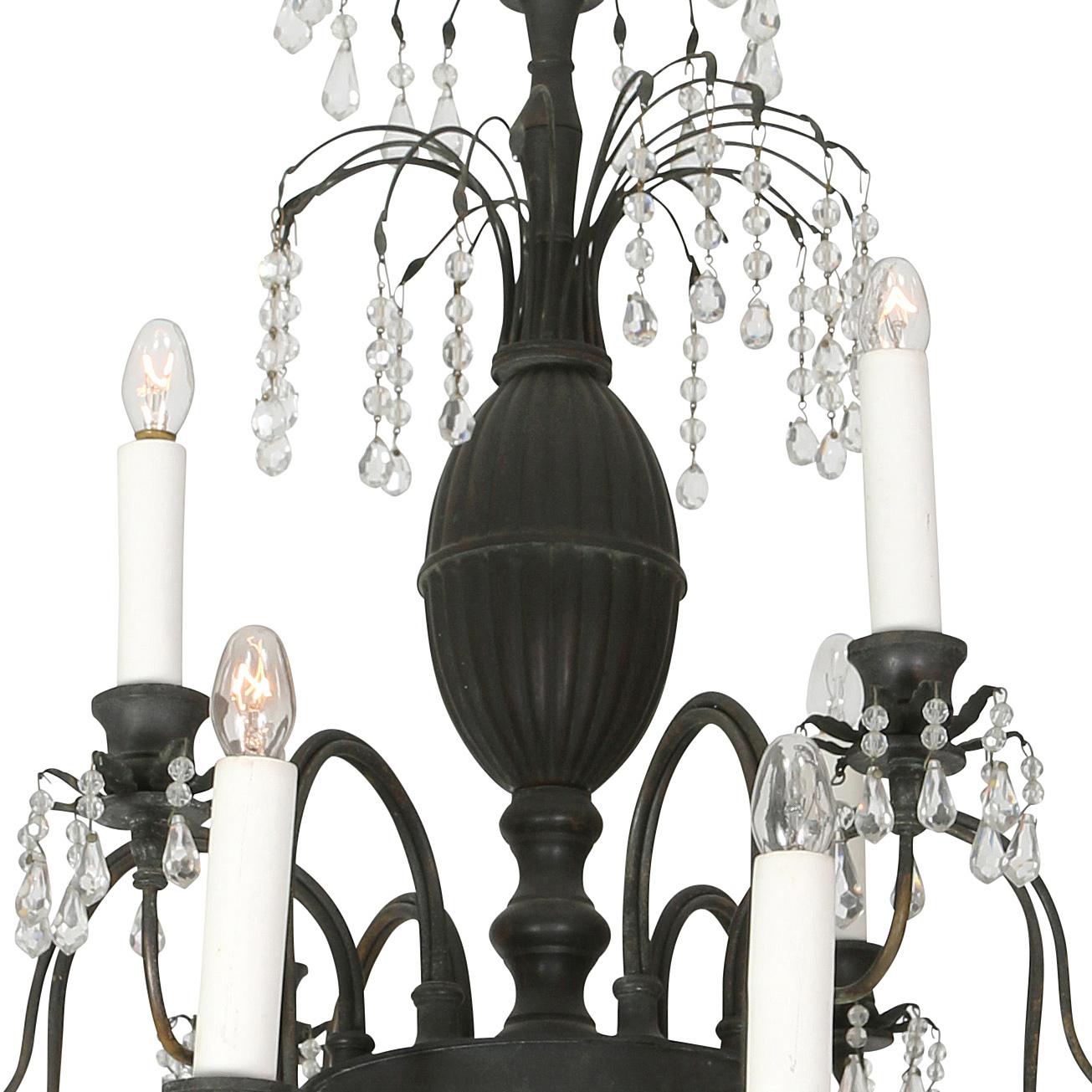 Hollywood Regency Style Chandelier In Good Condition For Sale In New York, NY