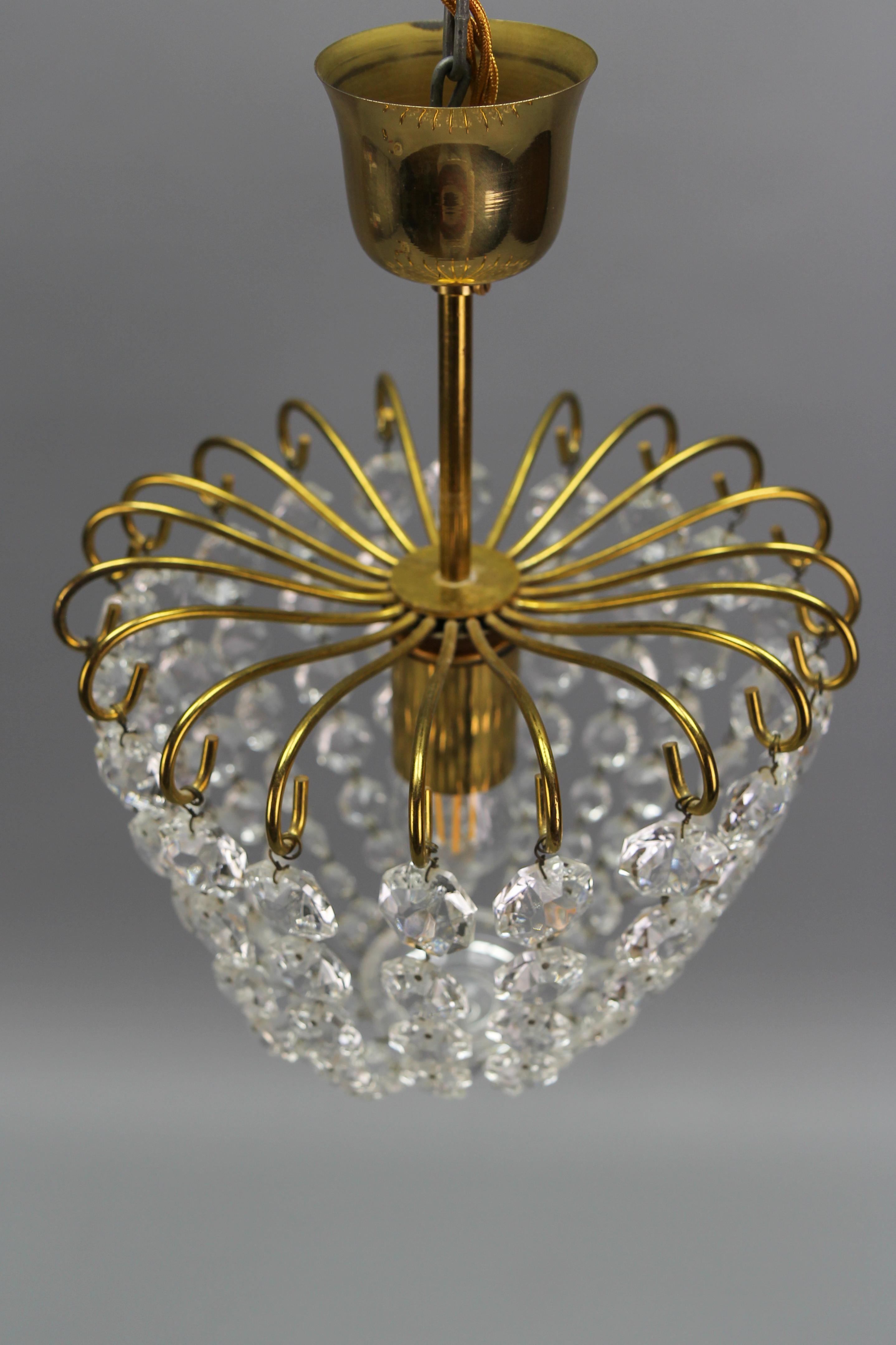 Hollywood Regency Style Crystal Glass and Brass Pendant Chandelier, Germany For Sale 13