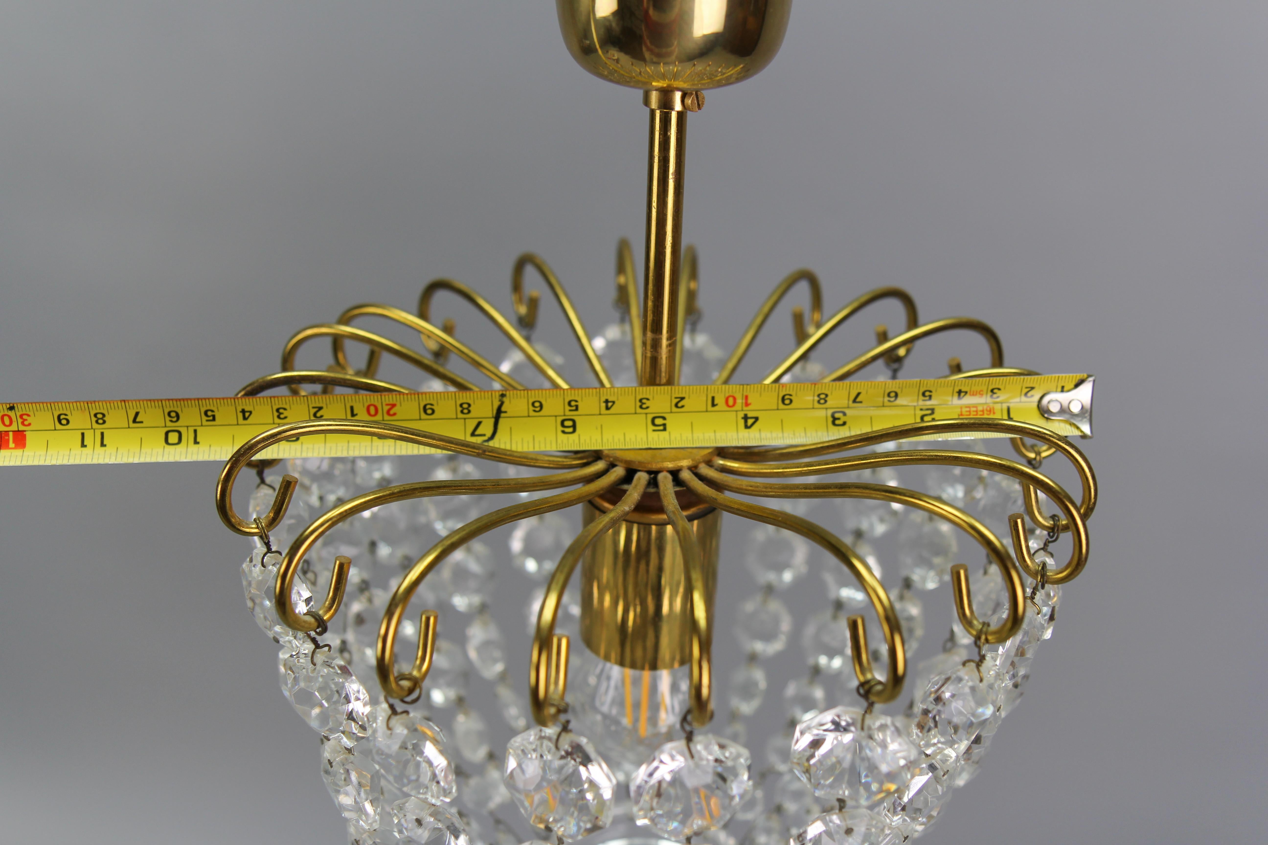 Hollywood Regency Style Crystal Glass and Brass Pendant Chandelier, Germany For Sale 15