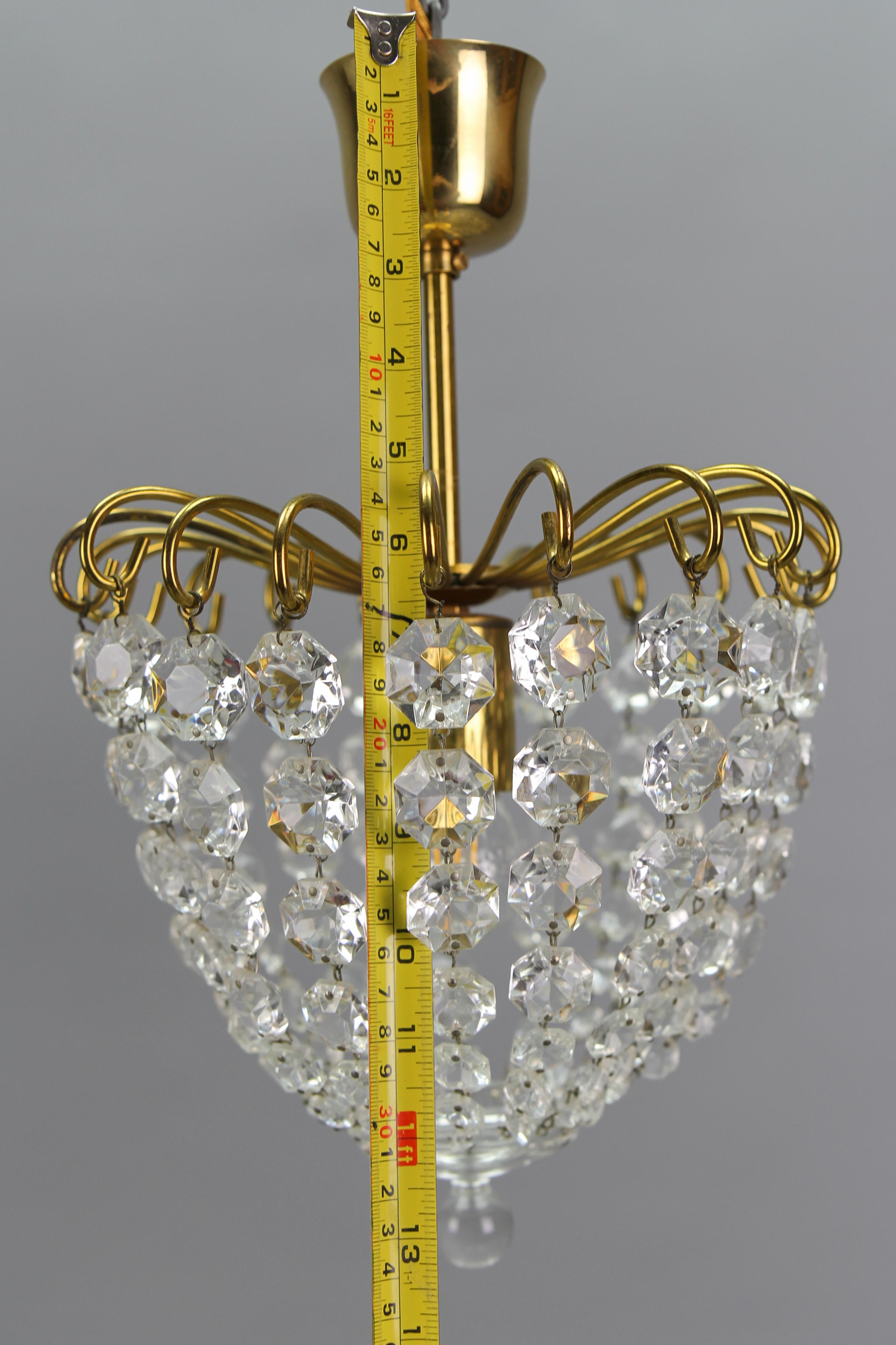 Hollywood Regency Style Crystal Glass and Brass Pendant Chandelier, Germany For Sale 16
