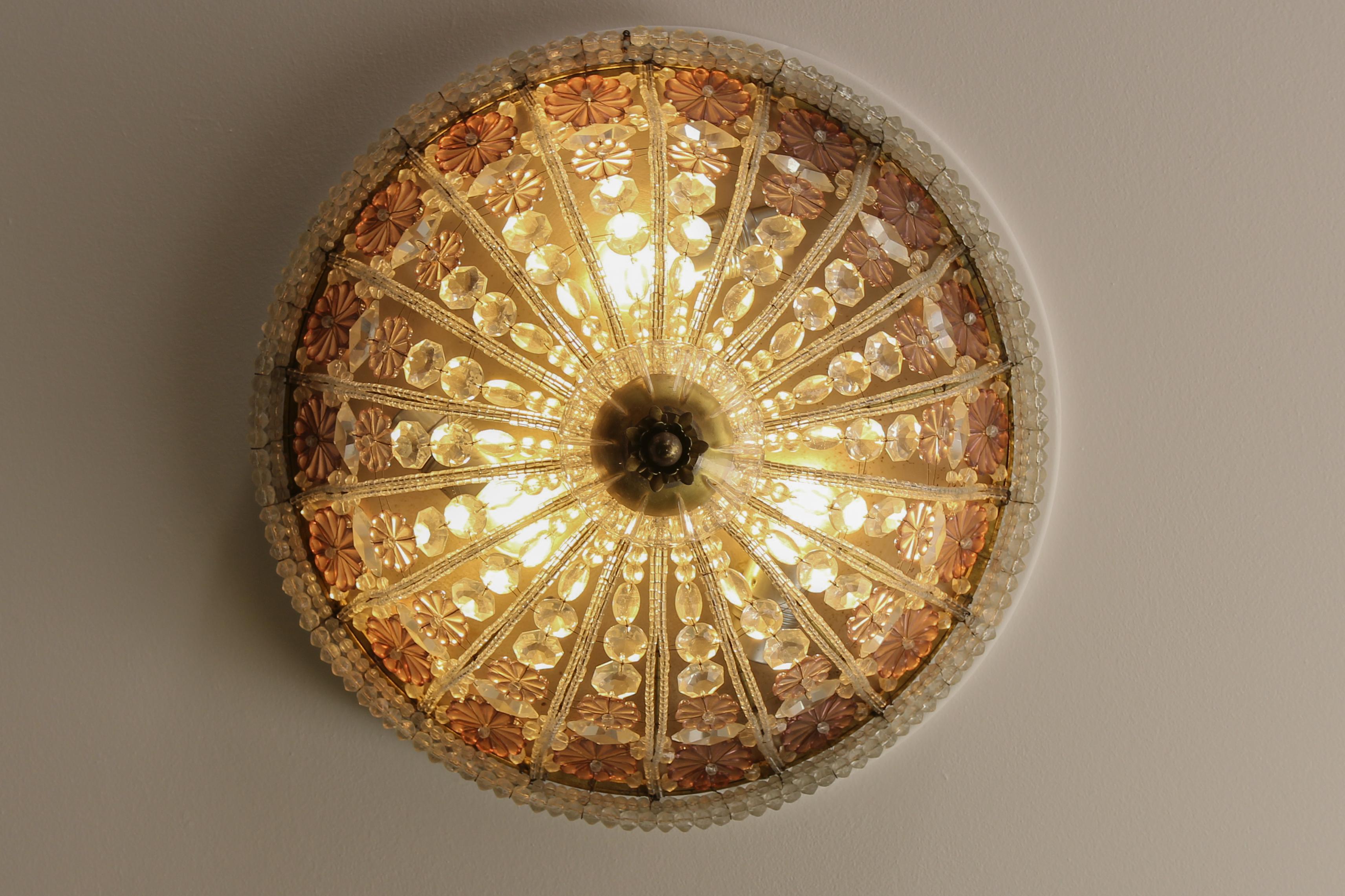 Lámpara empotrada o de pared con flor de cristal estilo Hollywood Regency, años 50 en venta 1