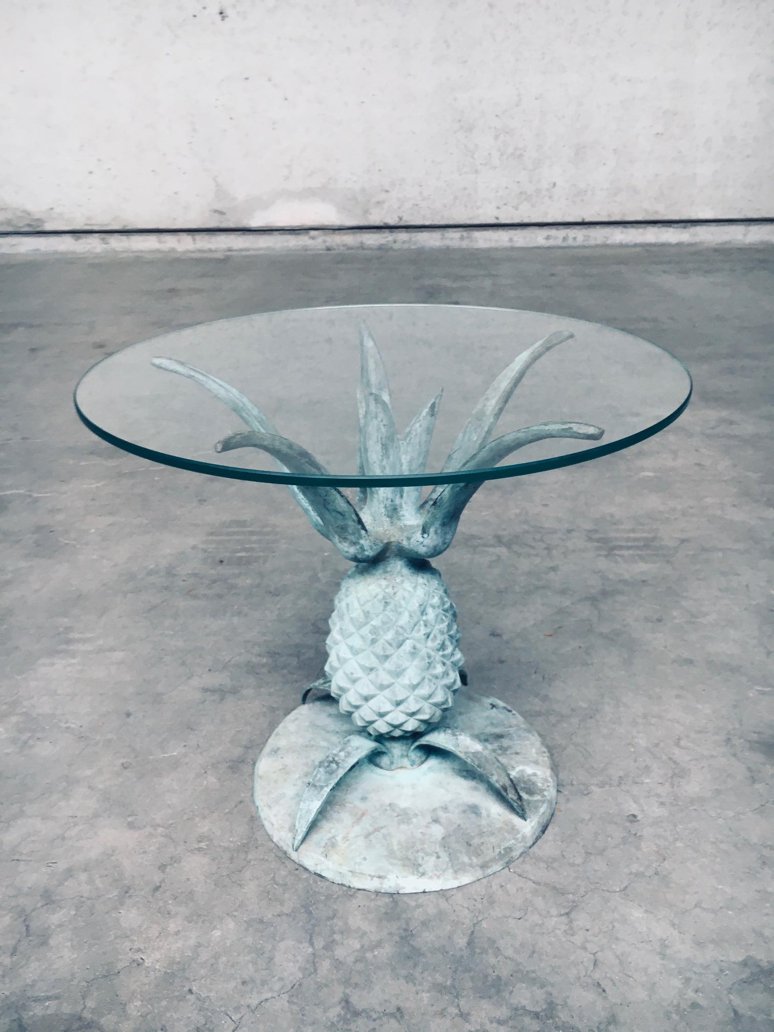 Hollywood Regency Style Design Brass Patinated Pineapple Side Table Set For Sale 1