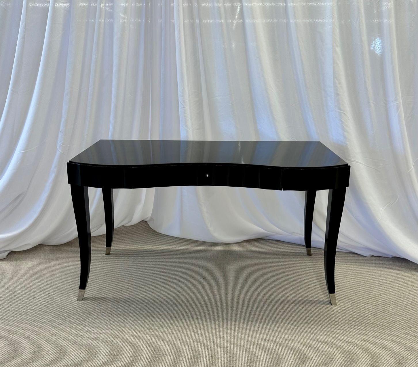 Hollywood Regency Style Ebony Desk, Vanity, Lacquered, Barbara Barry for Baker In Good Condition In Stamford, CT