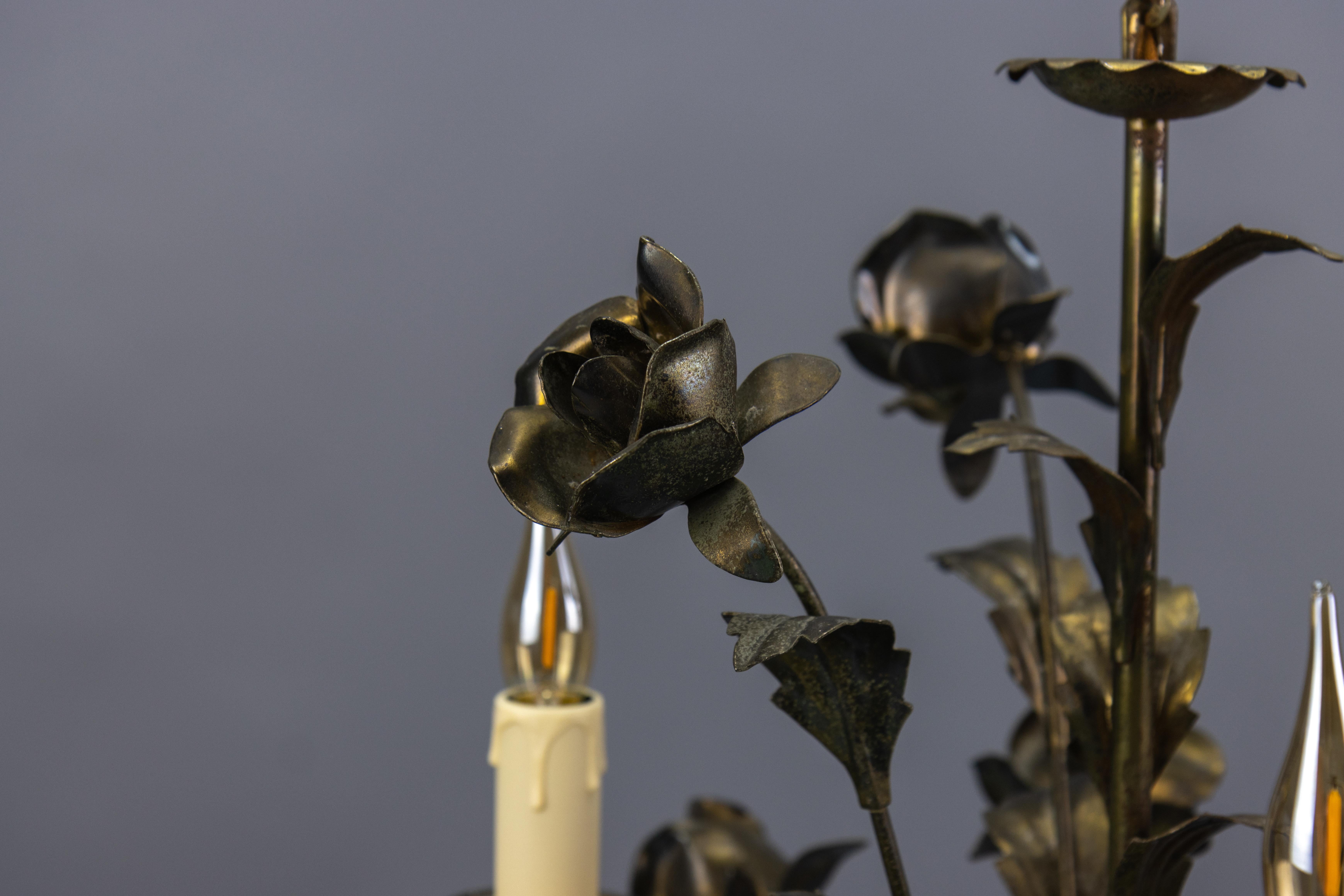 Lampadario a tre luci floreale in stile Hollywood Regency, Francia, anni '70 in vendita 5