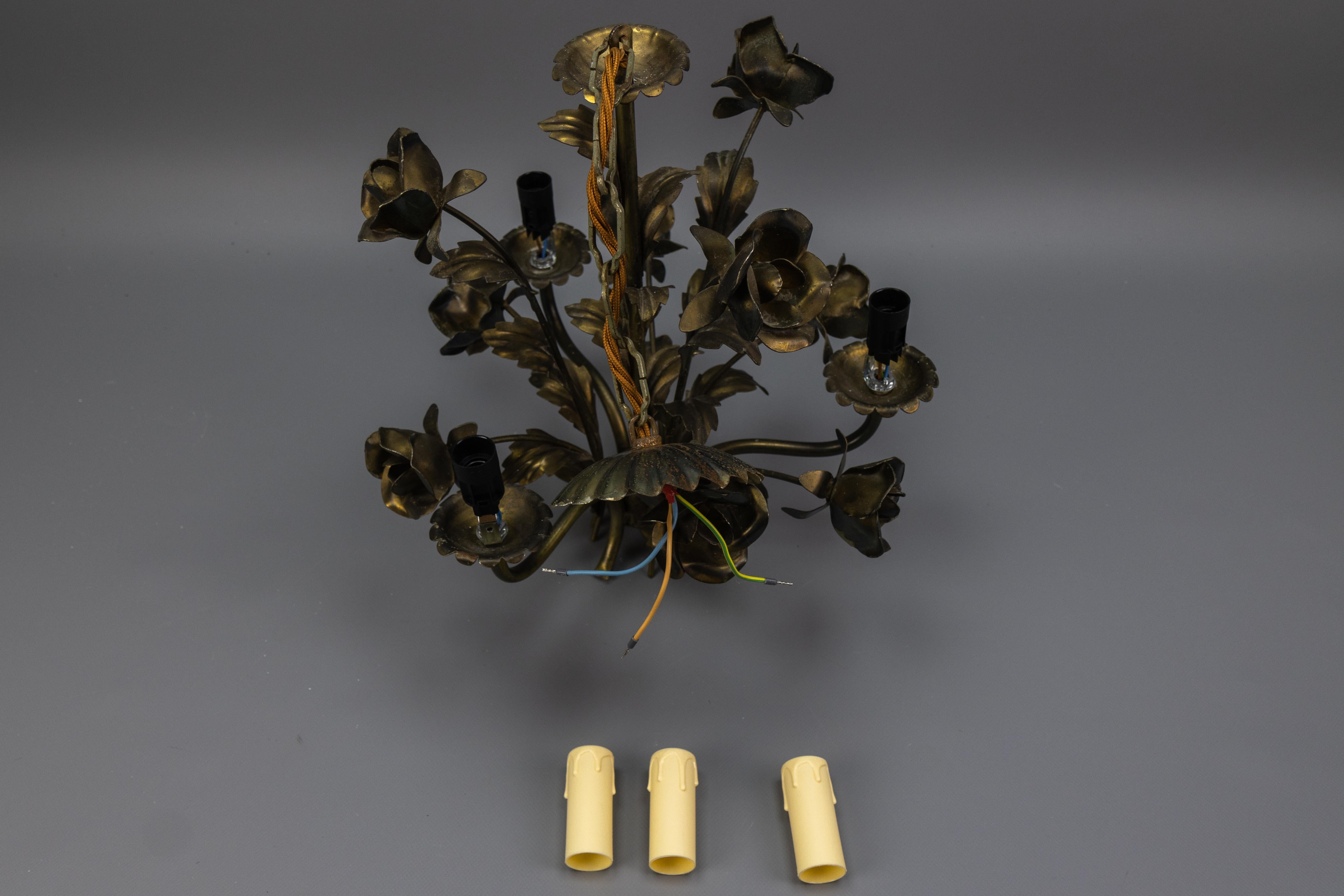 Lampadario a tre luci floreale in stile Hollywood Regency, Francia, anni '70 in vendita 10