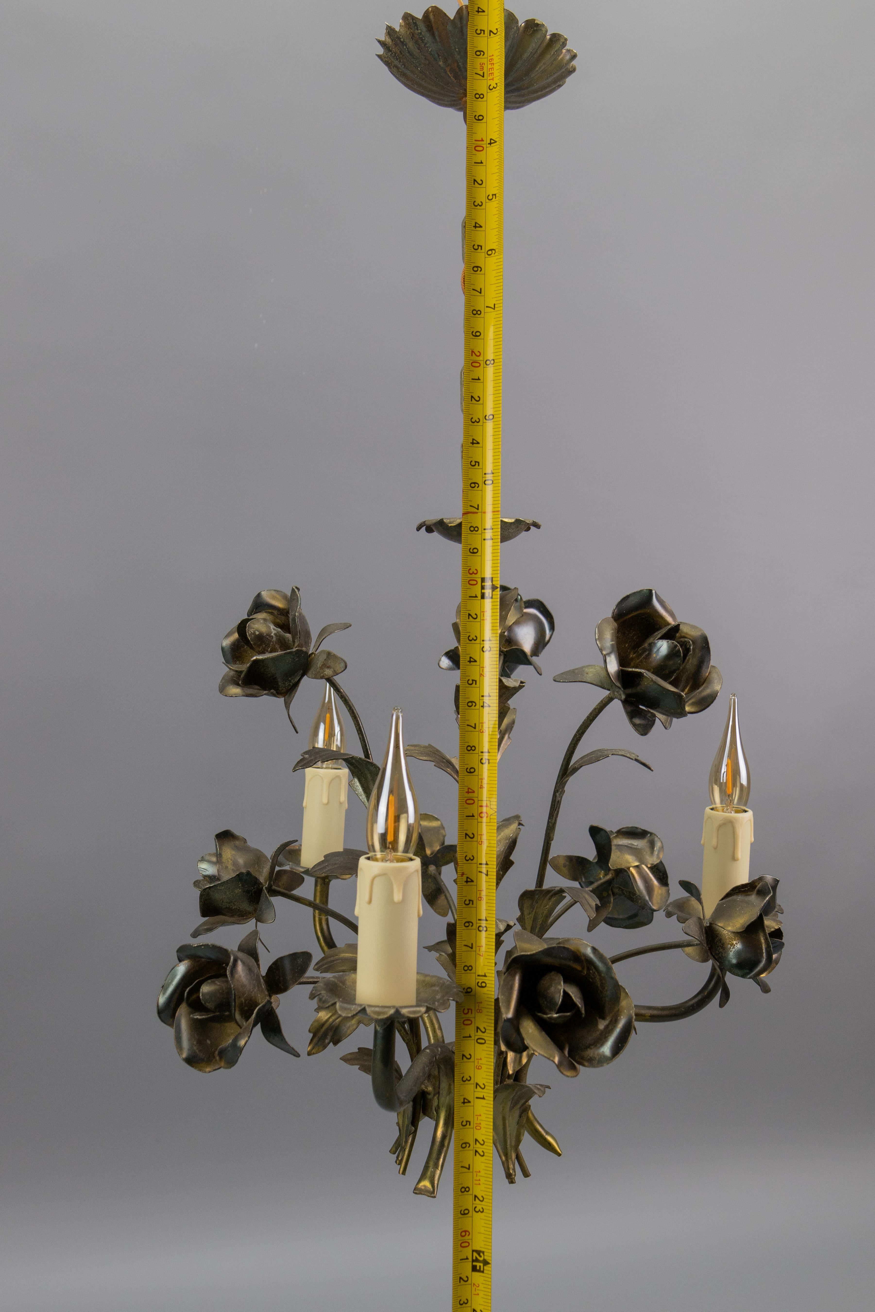 Lampadario a tre luci floreale in stile Hollywood Regency, Francia, anni '70 in vendita 13