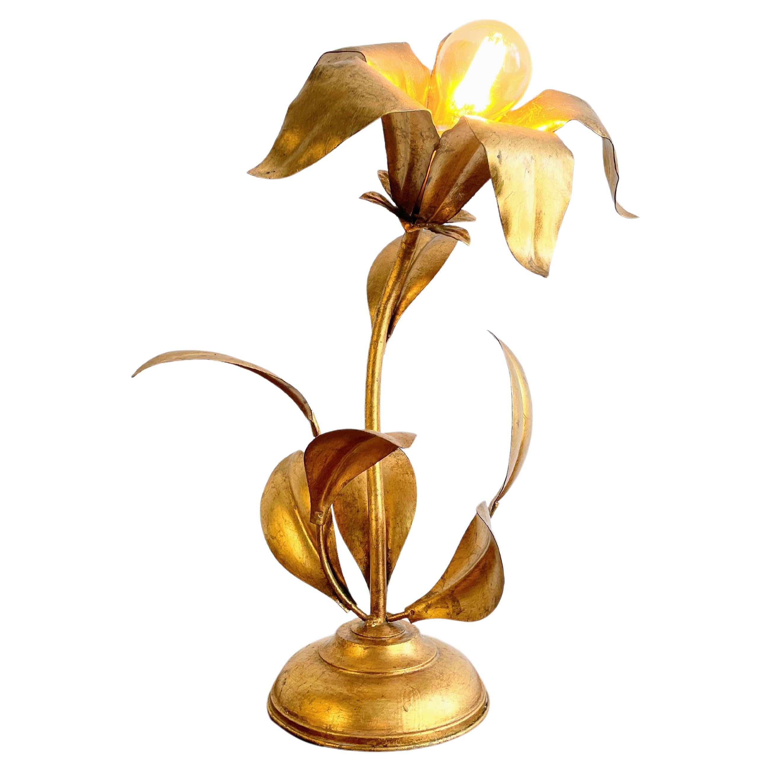 Lampe de table en forme de fleur de style Hollywood Regency dans le style de Koegl, or