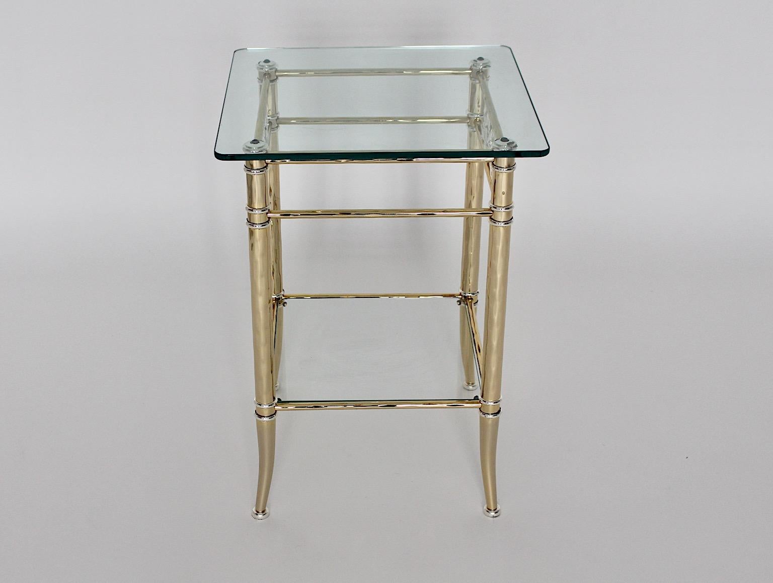 Français Table d'appoint autoportante en métal doré et argenté de style Hollywood Regency, années 1970, Italie en vente