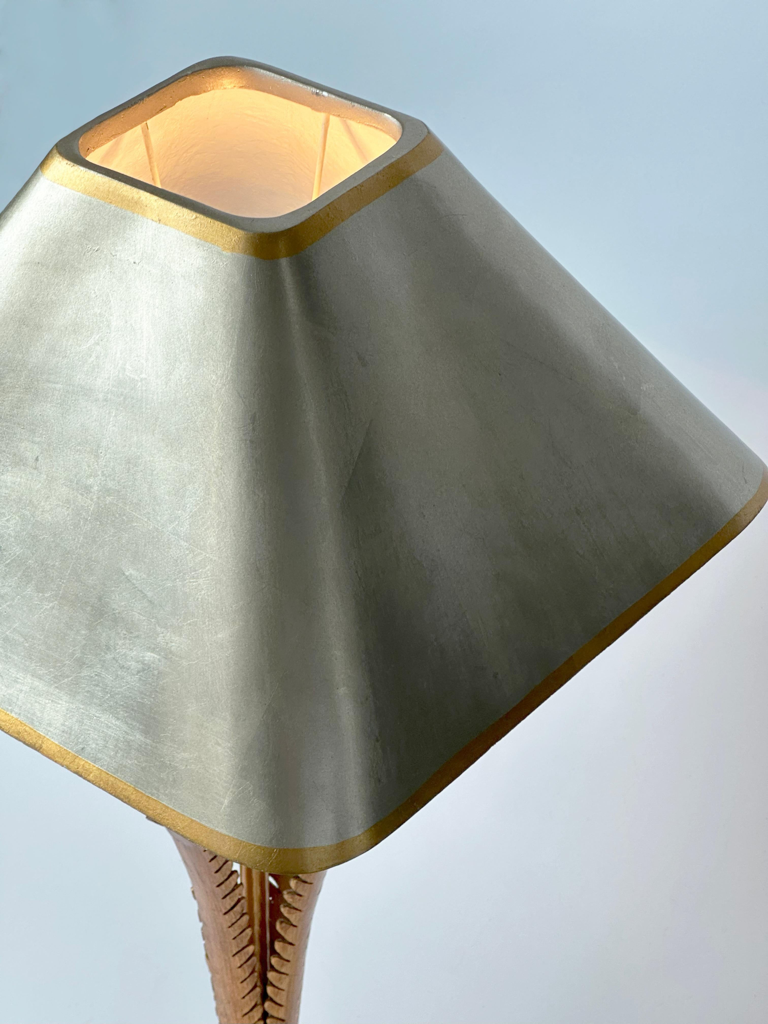 A sculptural statement from the 1980s, this Hollywood Regency-style lamp by Lam Lee under the Leeazane label reflects the designer’s signature flair for opulence and rich materiality.

The form is grounded by a circular pedestal base, gilded in deep