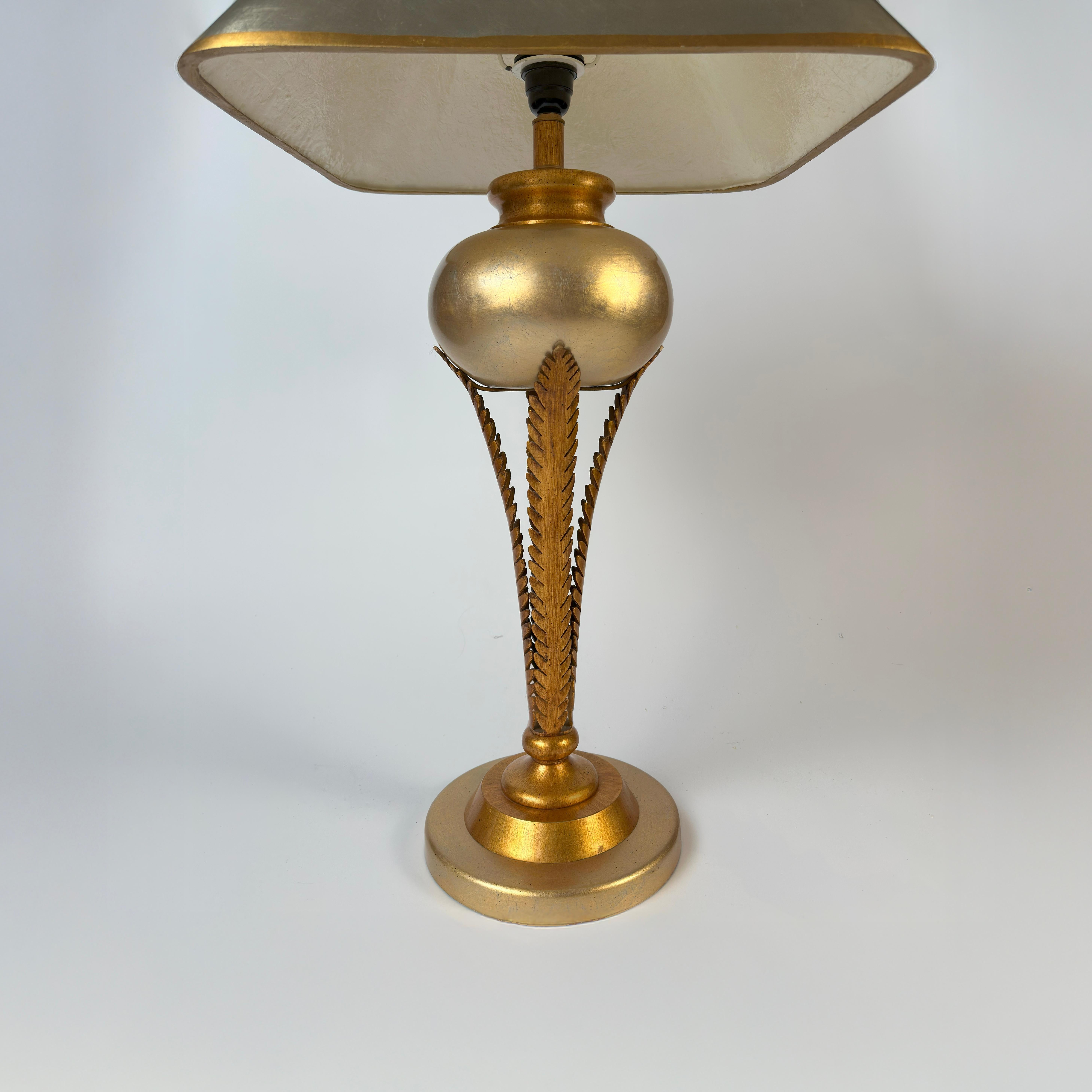 Hollywood Regency Style Gilded Palm Tree Lamp by Lam Lee, Leeazanne  c.1980s In Good Condition For Sale In Glasgow, GB