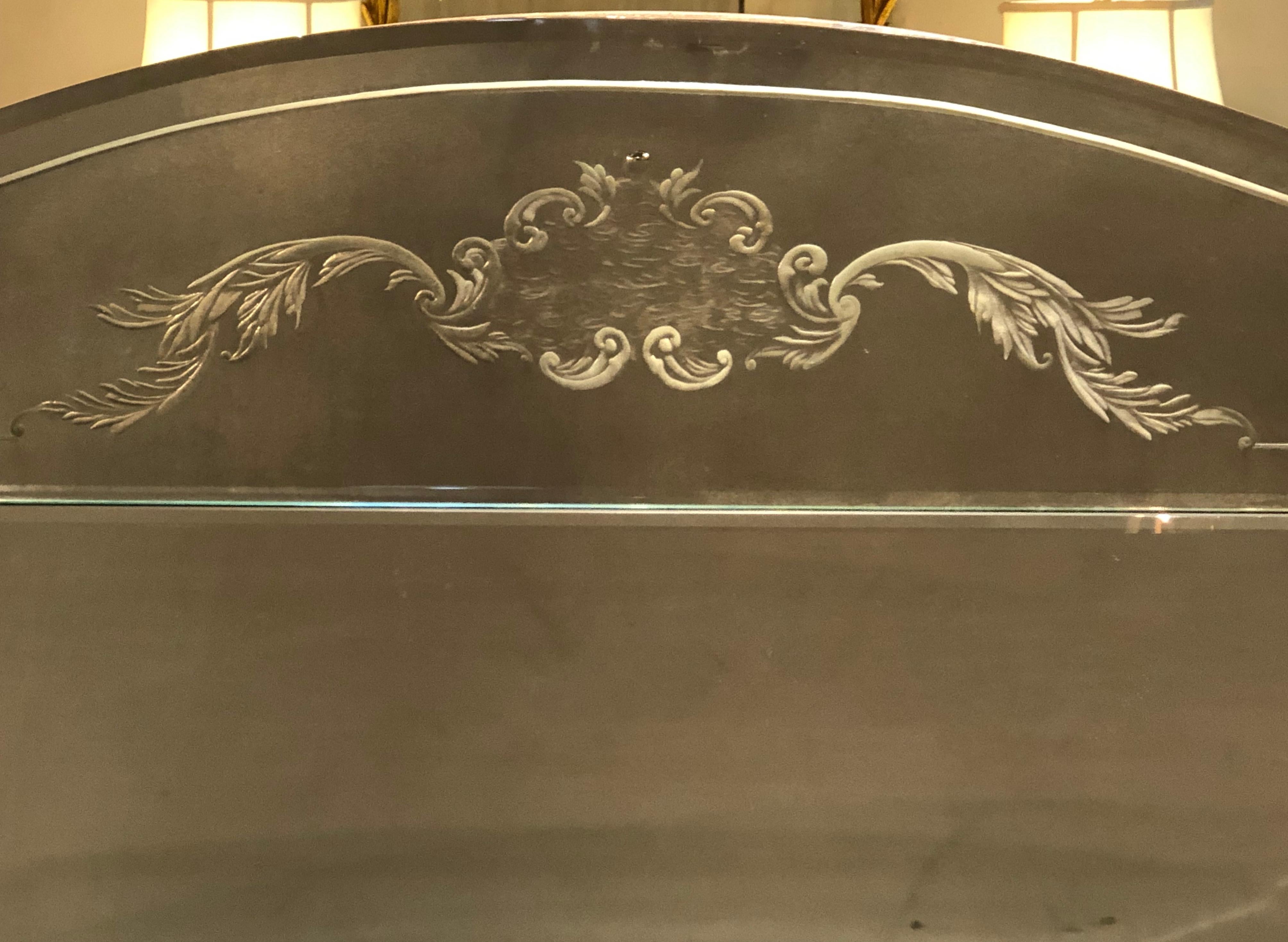 Hollywood Regency Style Gilt Etched Glass Tri-Fold Large Vanity or Desk Mirror 3