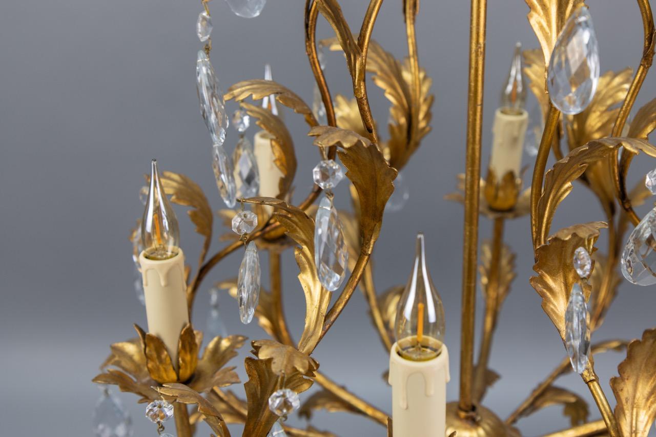 Hollywood Regency Style Gilt Metal and Crystal Glass Six-Light Chandelier, Italy For Sale 9