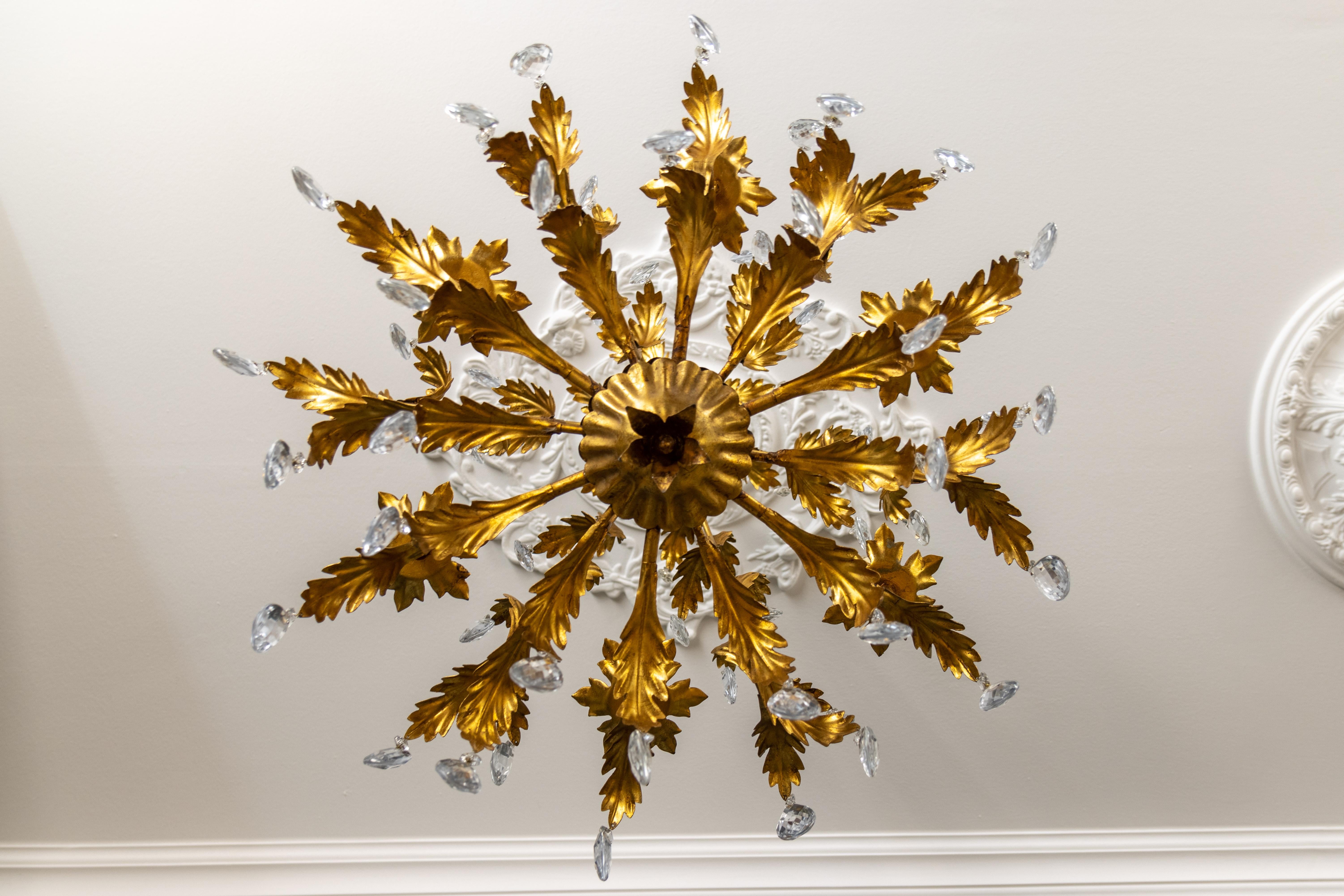 Hollywood Regency Style Gilt Metal and Crystal Glass Six-Light Chandelier, Italy For Sale 3
