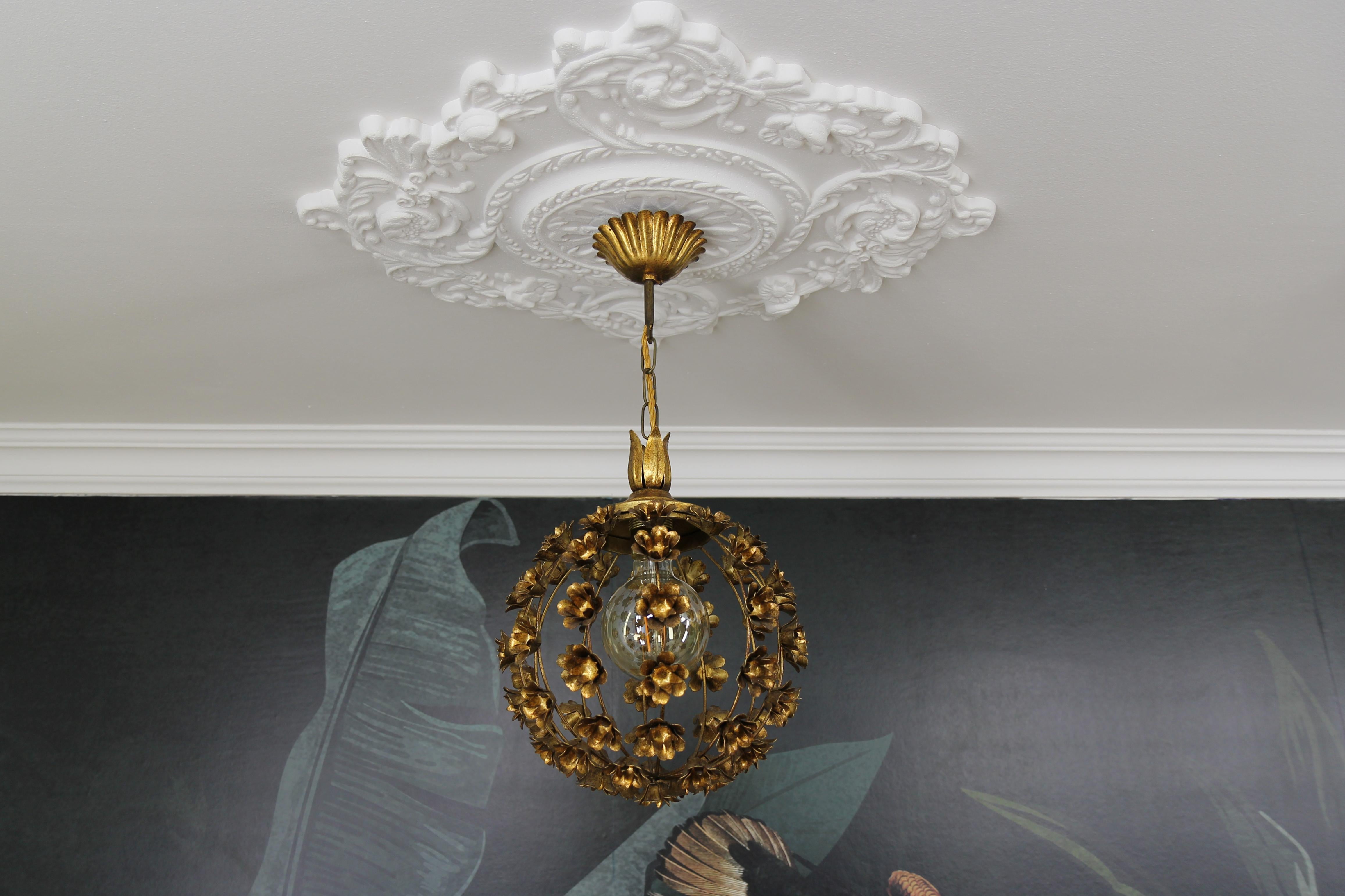 Hollywood Regency Style Gilt Metal Floral Sphere Pendant Light, Italy, 1970s For Sale 5