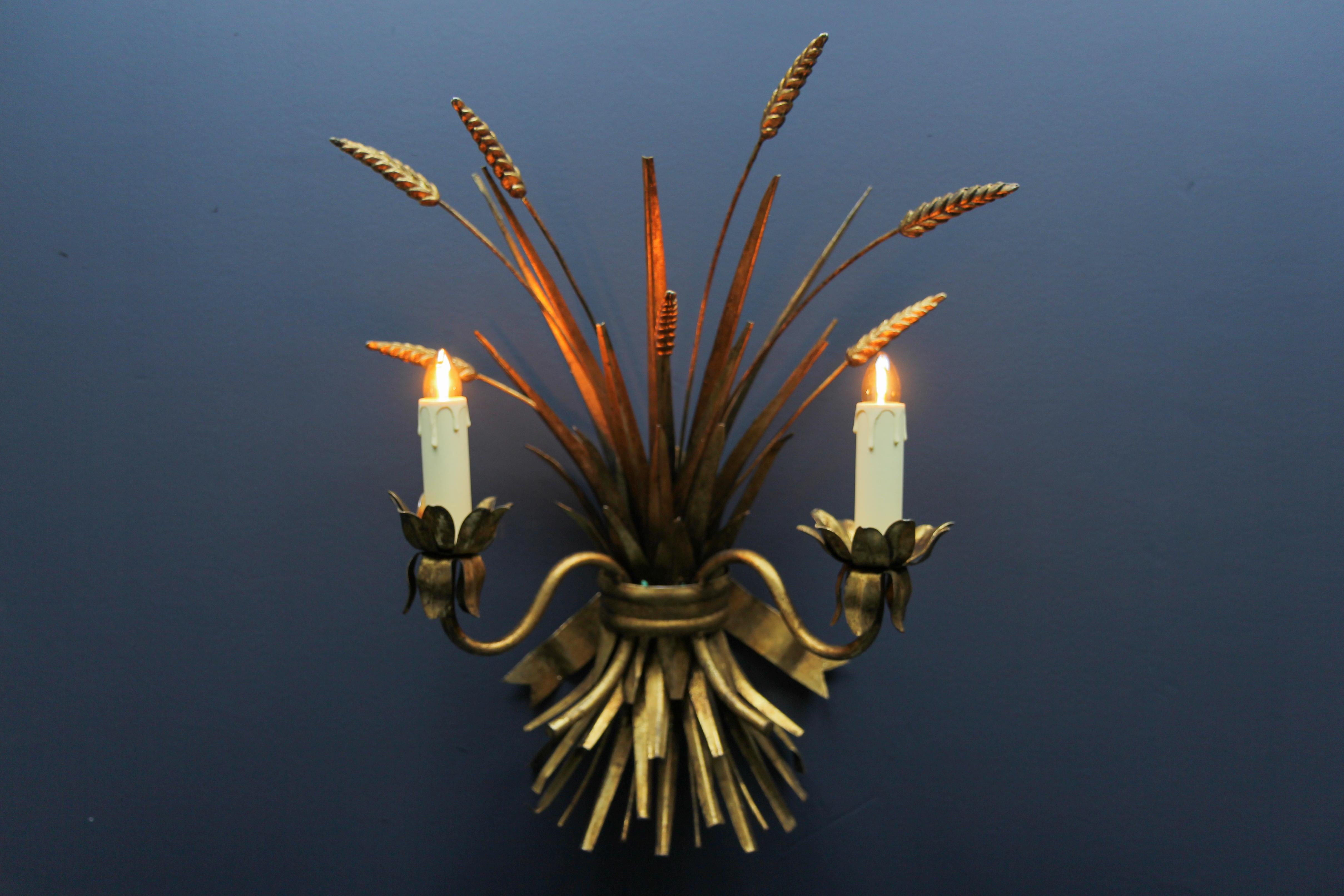 Hollywood Regency Style Gilt Metal Wheat Sheaf Wall Sconce, 1960s For Sale 7