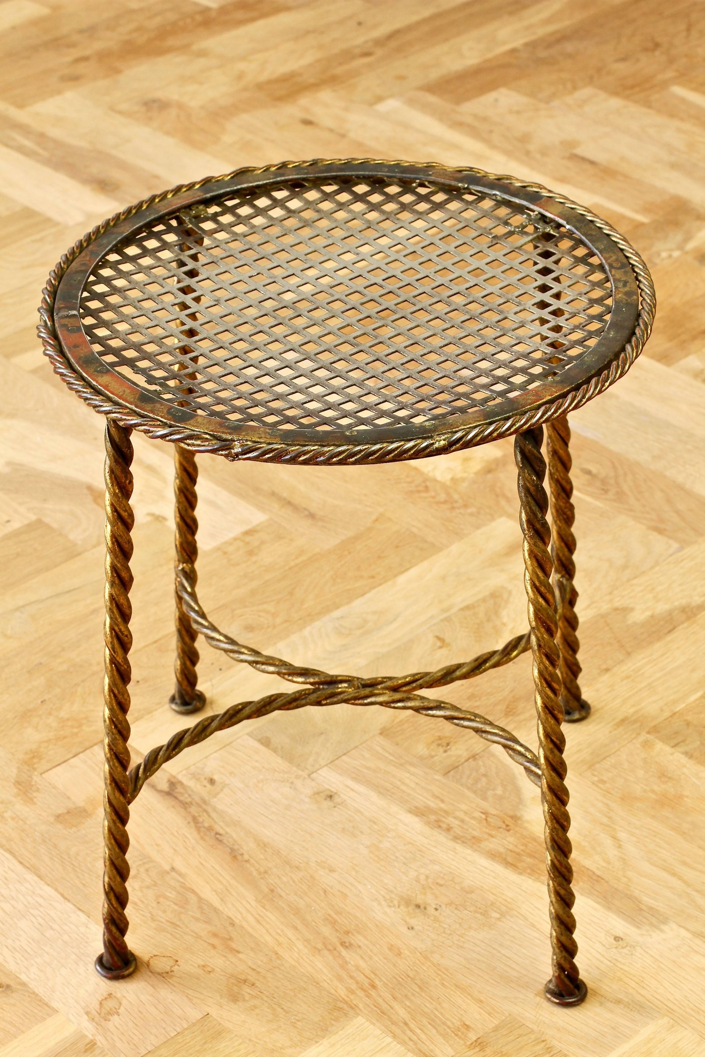 wrought iron vanity stool