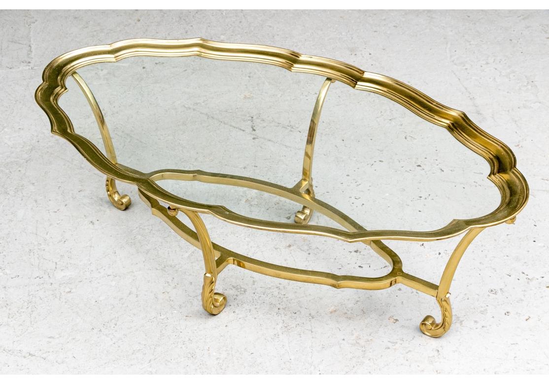 Hollywood Regency Stil Glas & Messing Oval Cocktail Tisch von La Barge im Angebot 3