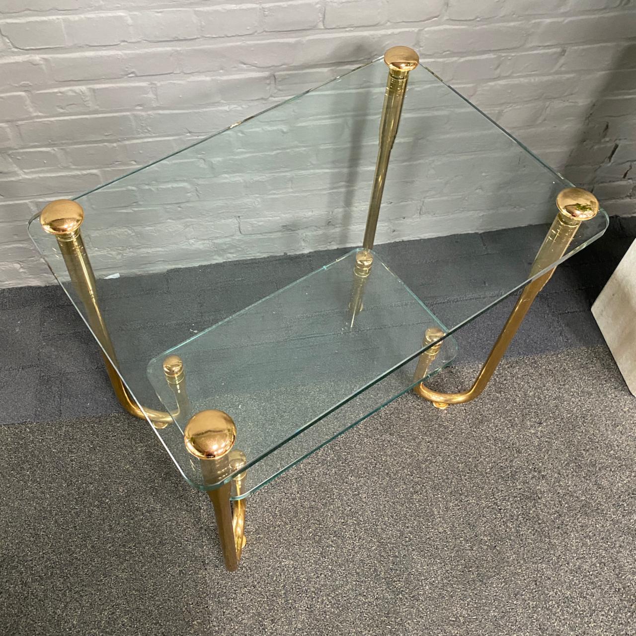 Hollywood Regency style gold plated glass side table In Excellent Condition For Sale In Zandhoven, BE