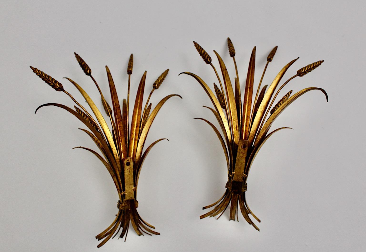 Hollywood Regency Style Golden Pair Sheaf of Wheat Appliques Sconce 1970s France 6
