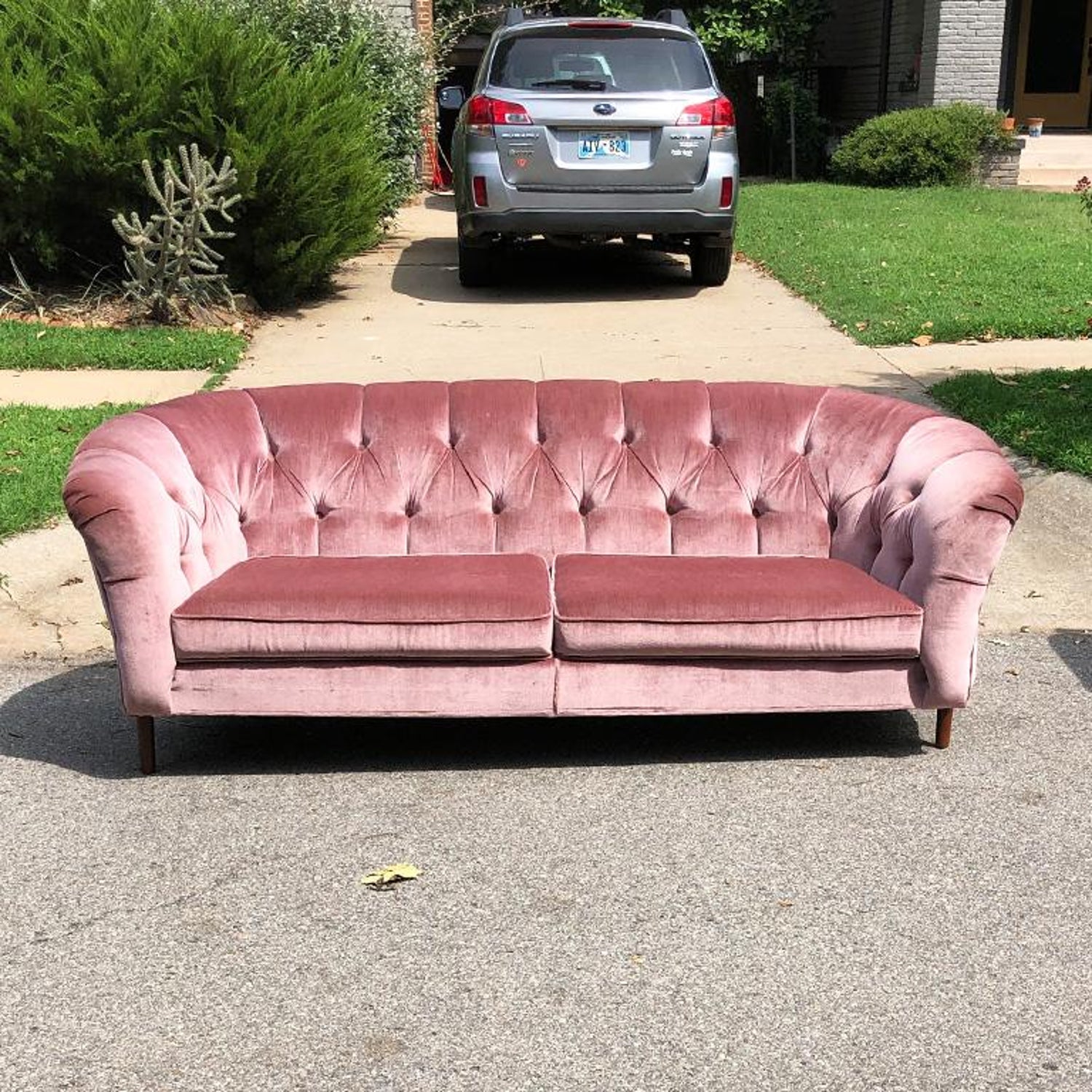 Long Hollywood Regency Pink Or Mauve Velvet Kidney Form Tufted