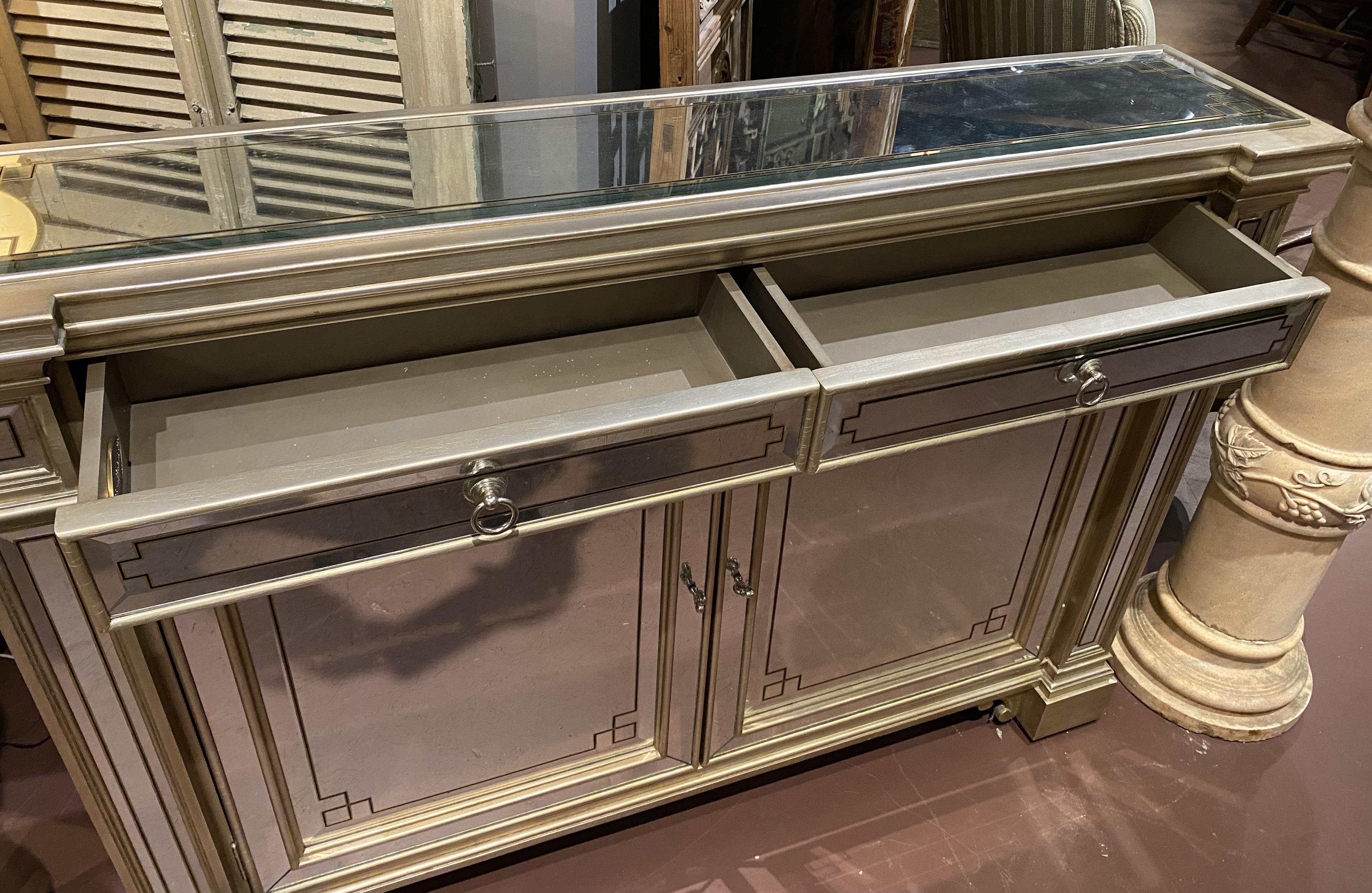 XX secolo Armadio o console a specchio in stile Hollywood Regency in vendita