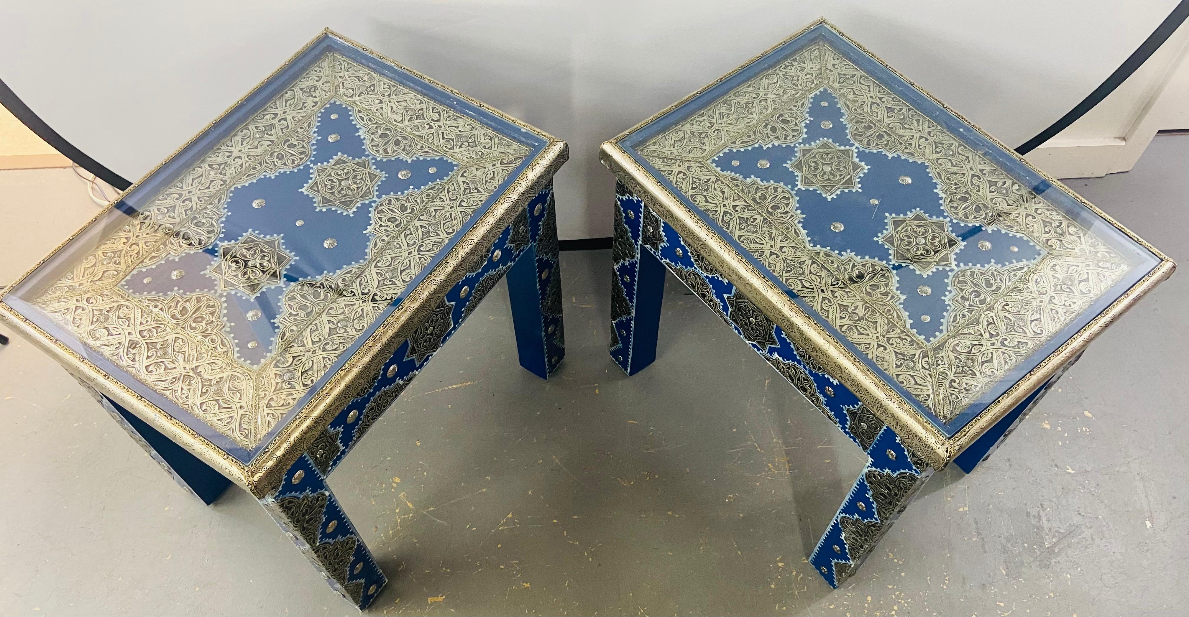 Late 20th Century Hollywood Regency Style Moroccan Brass Blue Rectangular Side or End Table, Pair For Sale