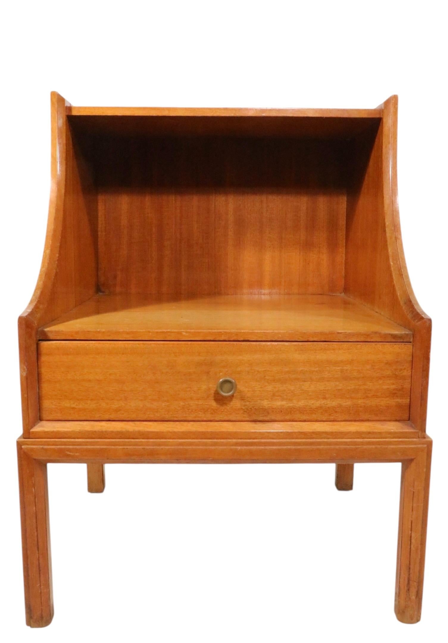 Hollywood Regency Style Nightstand designed by Tommi  Parzinger for Charak For Sale 2