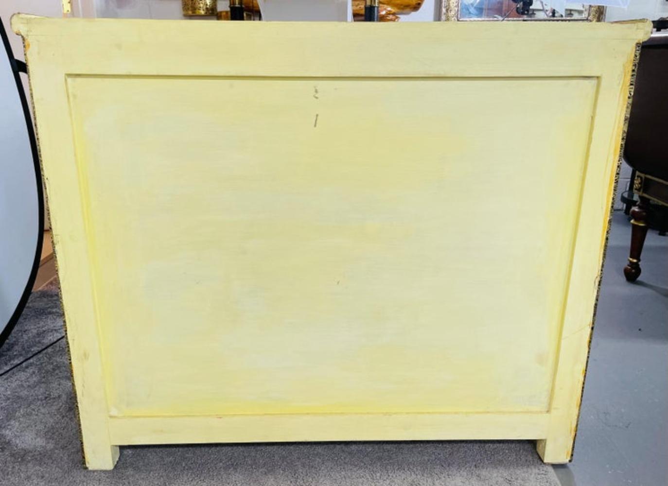 Hollywood Regency Style Off-White Commode, Nightstand or Chest For Sale 5