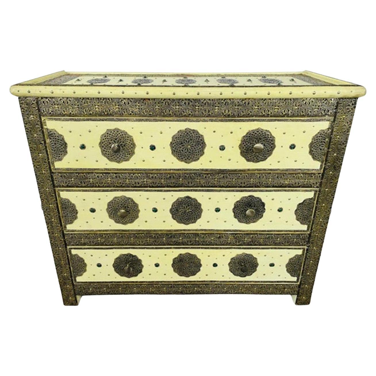 Hollywood Regency Style Off-White Commode, Nightstand or Chest For Sale