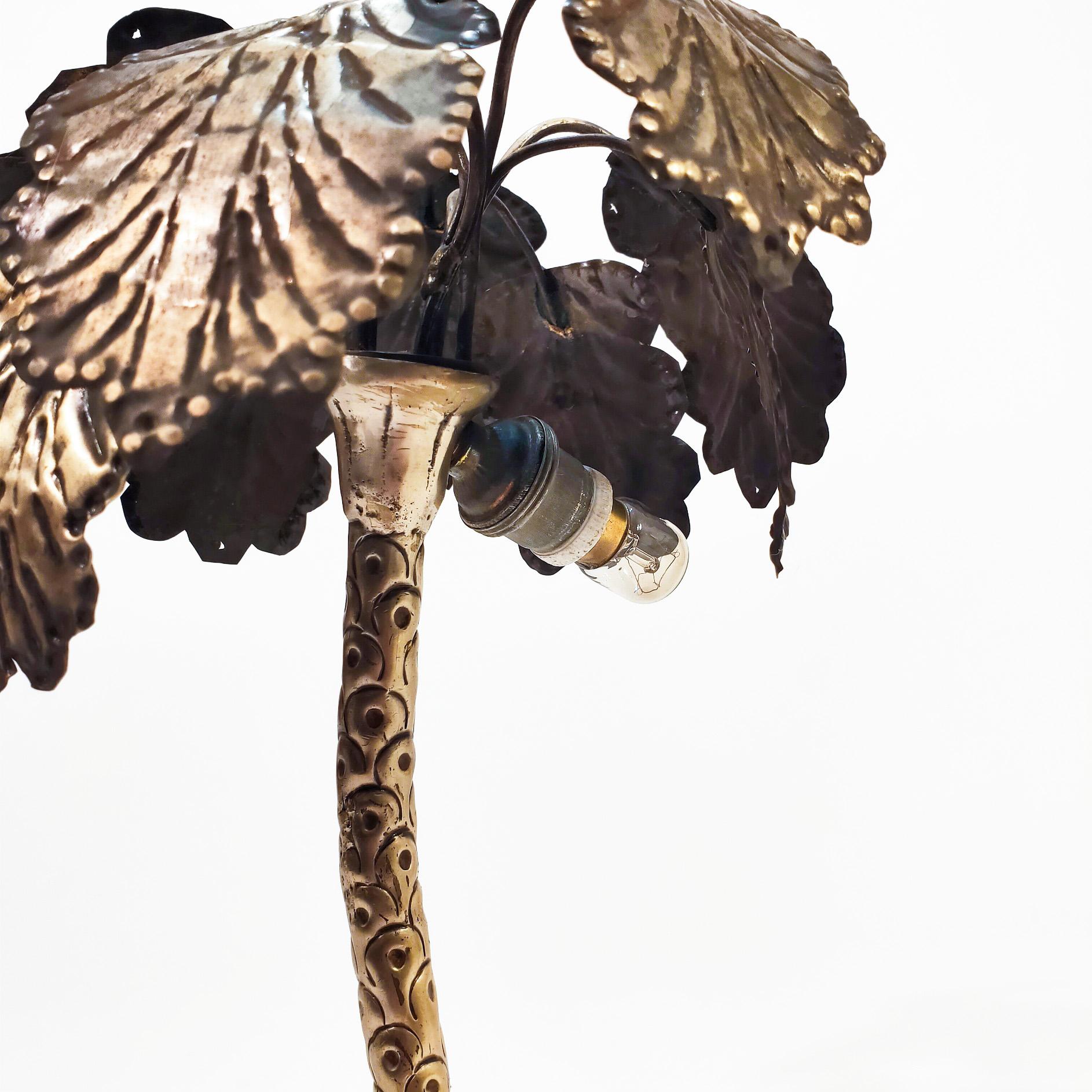 Mid-20th Century Hollywood Regency style palm-shaped table lamp by Maison Jansen, France, 1950s For Sale
