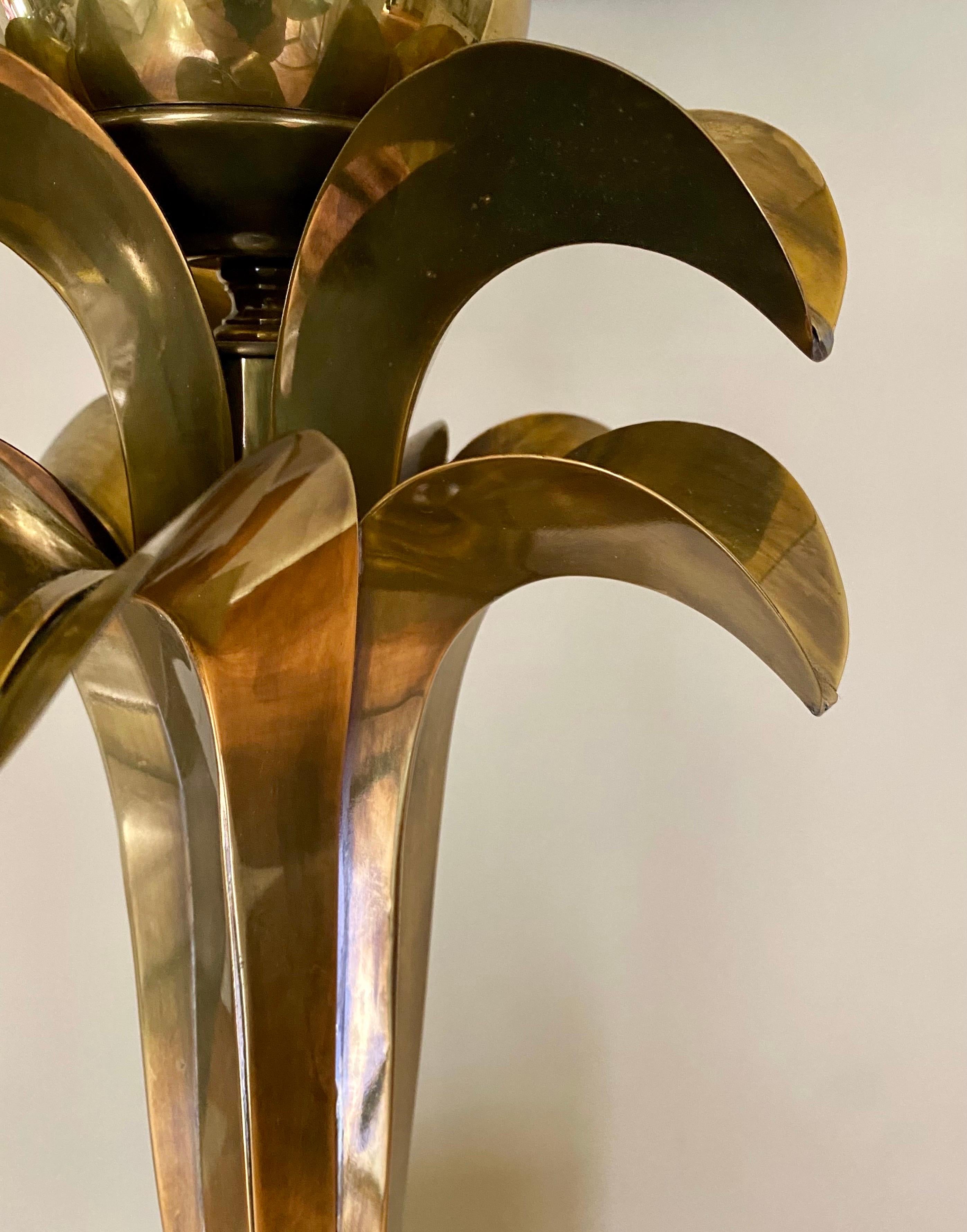 Late 20th Century Hollywood Regency Style Palm Tree Frond Brass Table Lamp, 1970's  For Sale