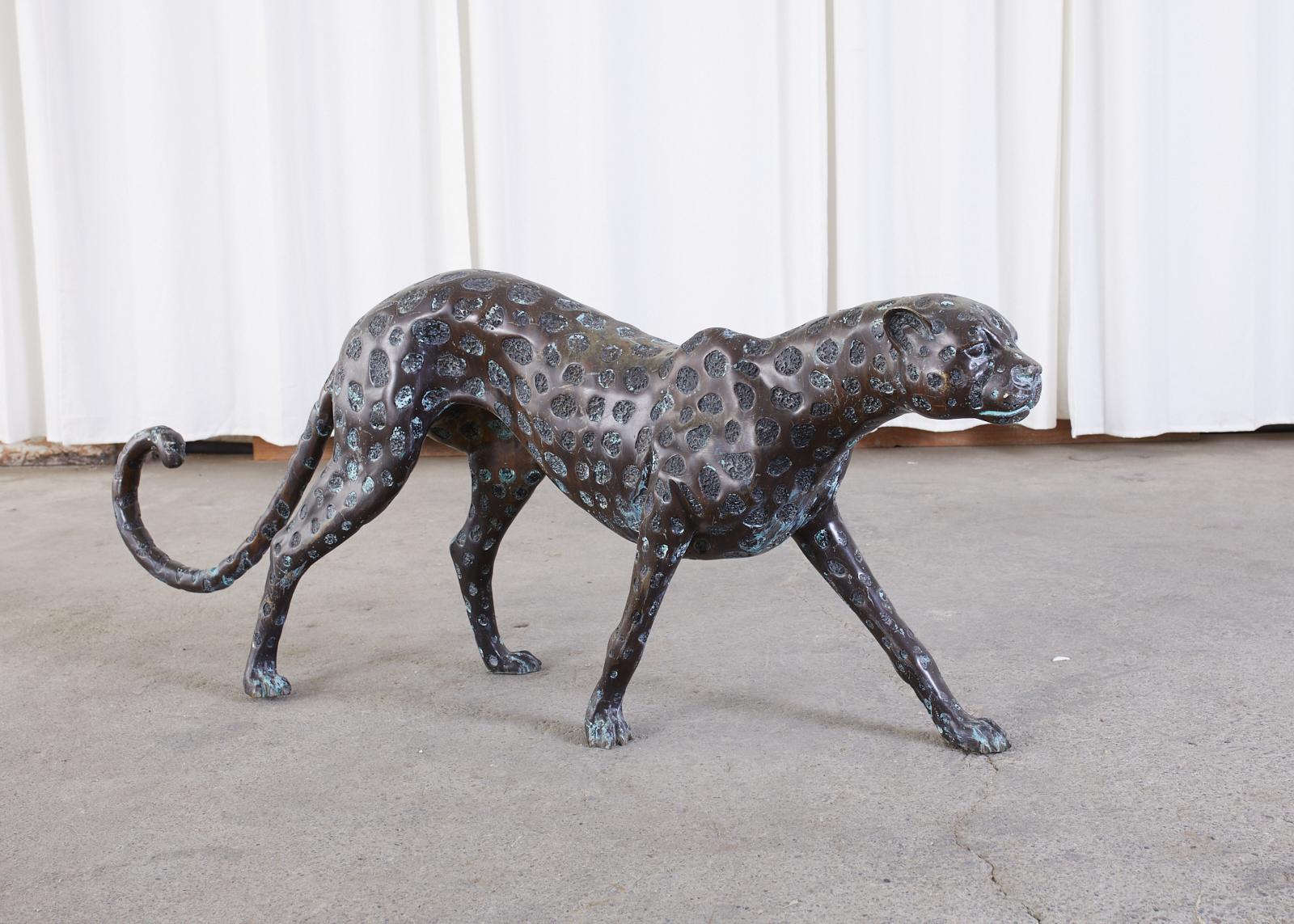 Hollywood Regency Style Patinated Bronze Cheetah Sculpture In Good Condition For Sale In Rio Vista, CA