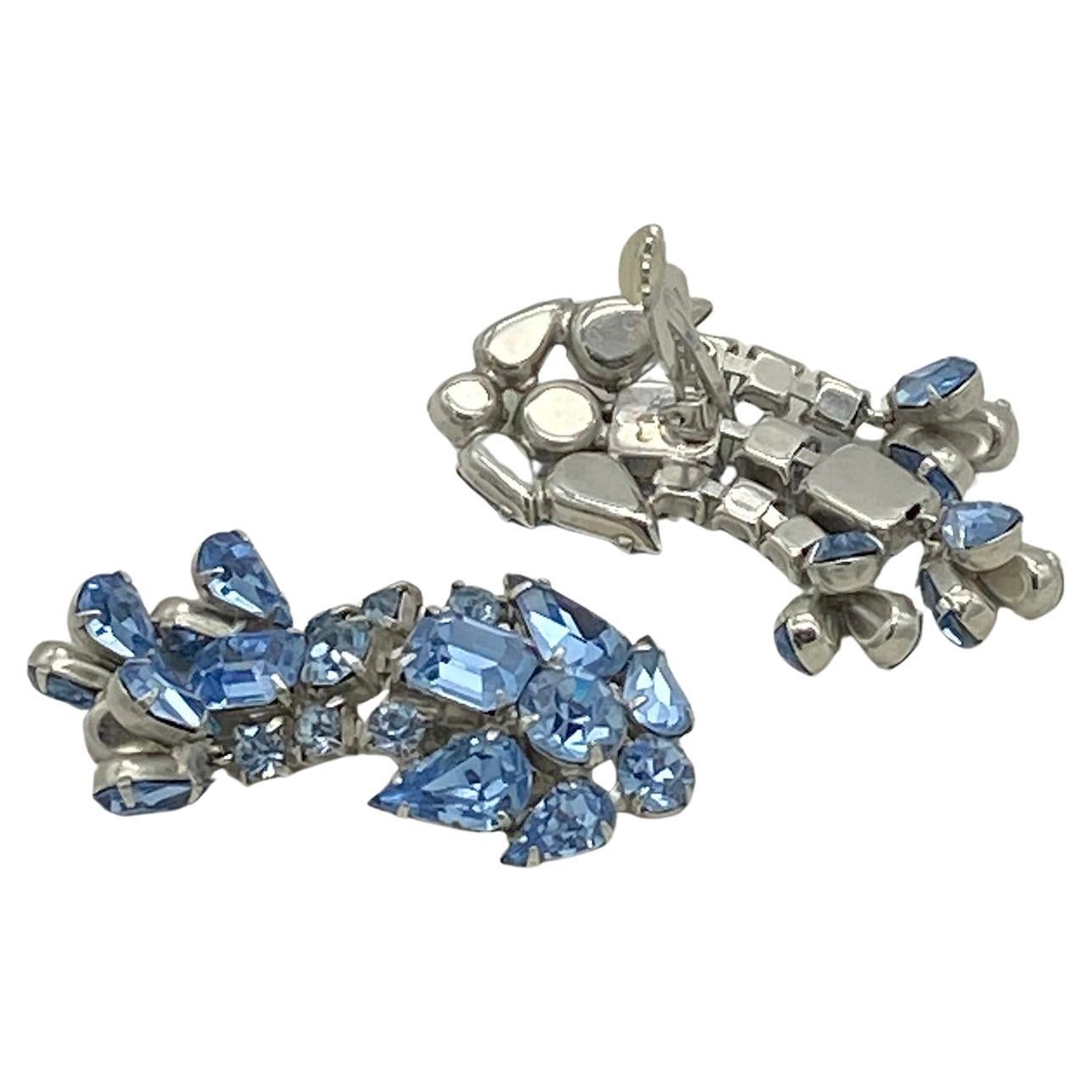  Boucles d'oreilles pendantes en strass style Hollywood Regency Bon état - En vente à Atlanta, GA